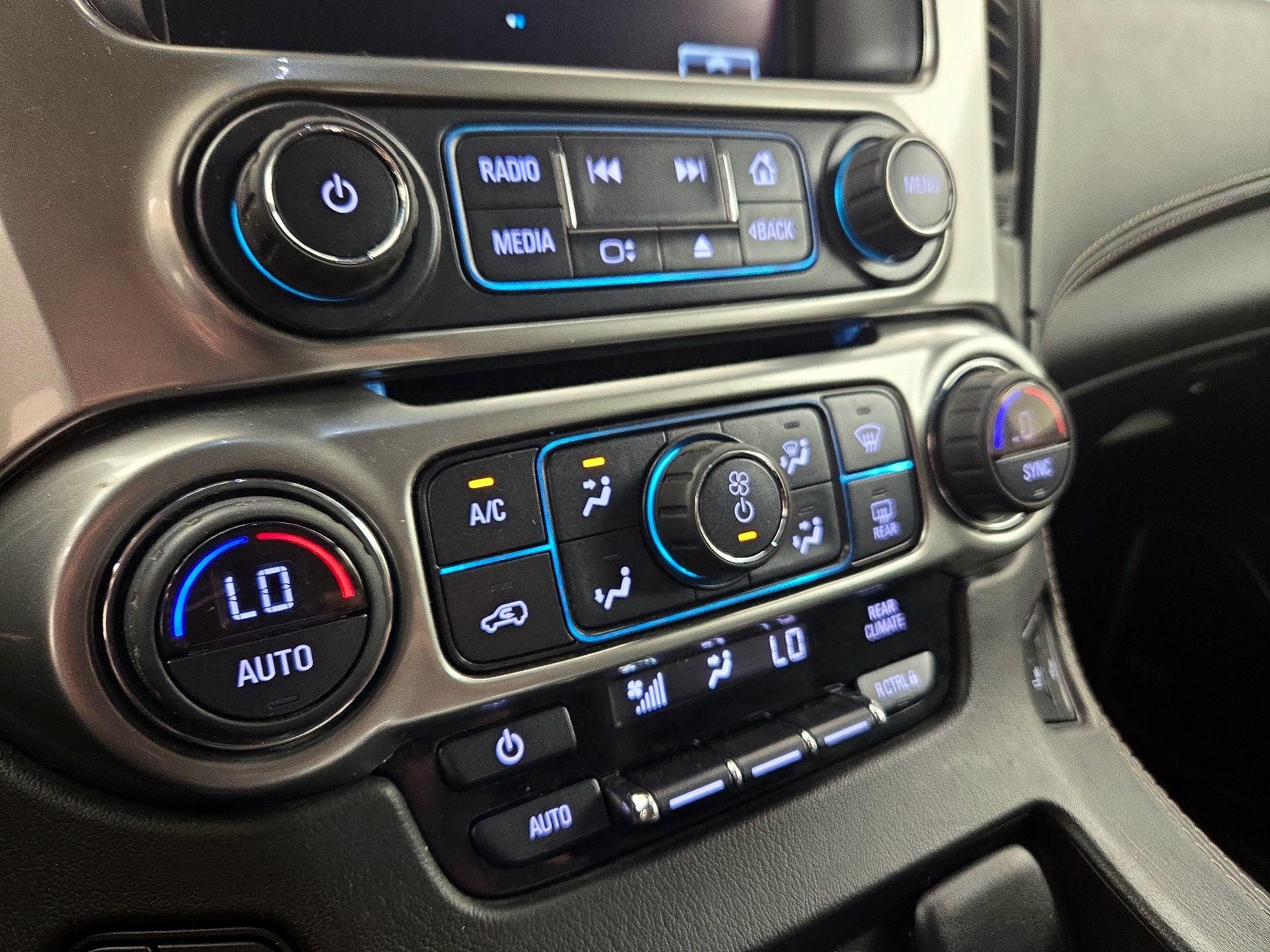 Thumbnail: 2019 Chevrolet Tahoe - 17