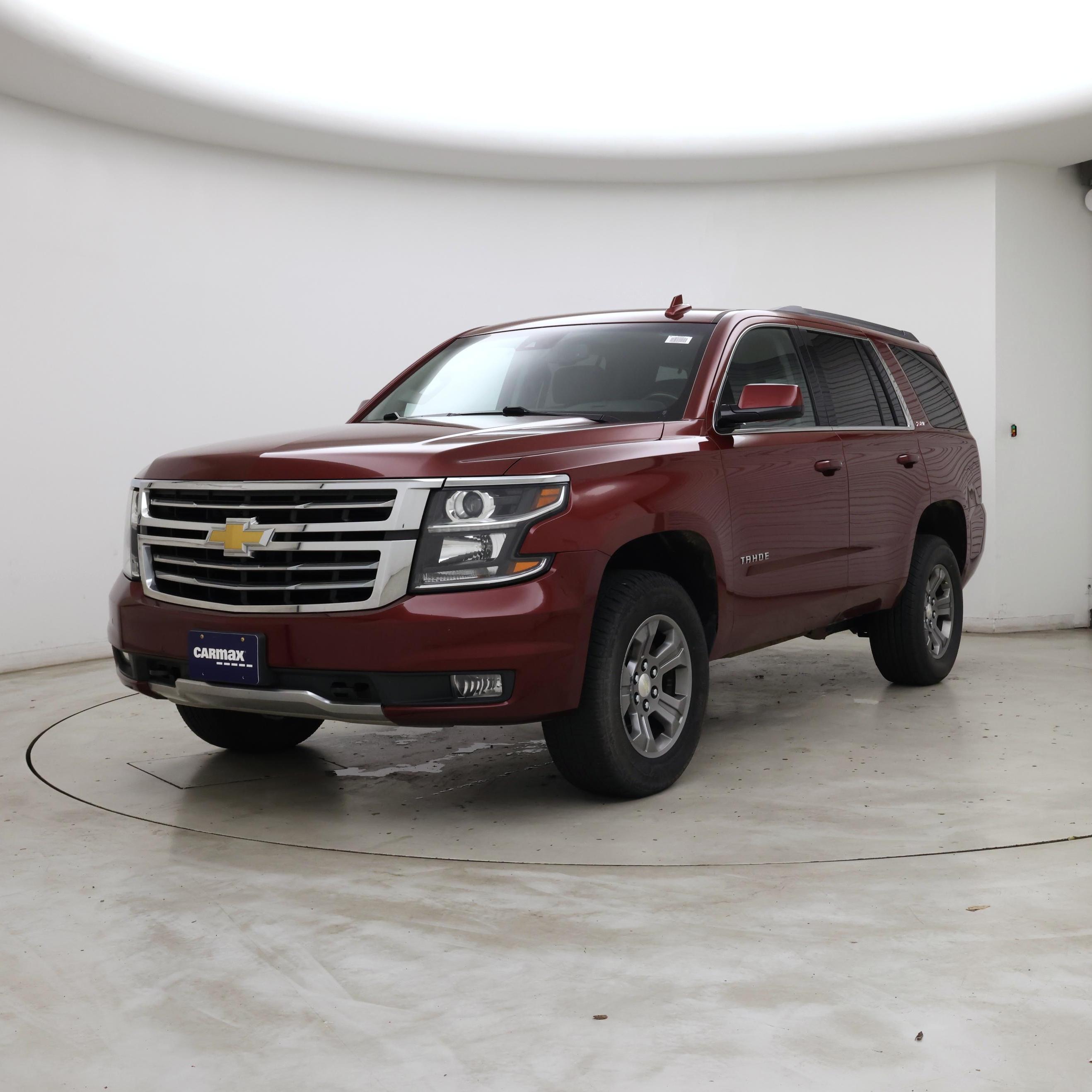 Thumbnail: 2019 Chevrolet Tahoe - 4