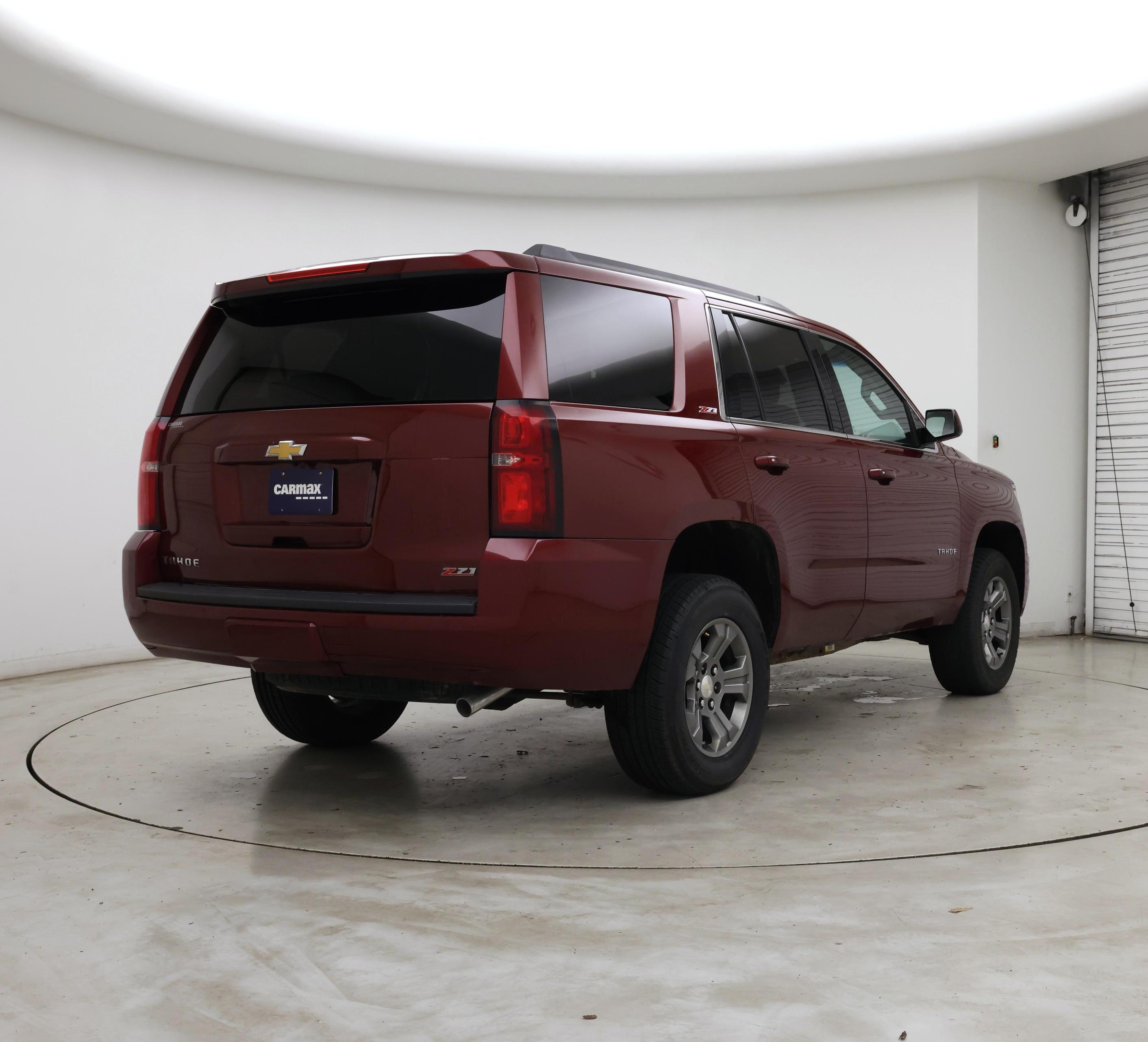 Thumbnail: 2019 Chevrolet Tahoe - 8