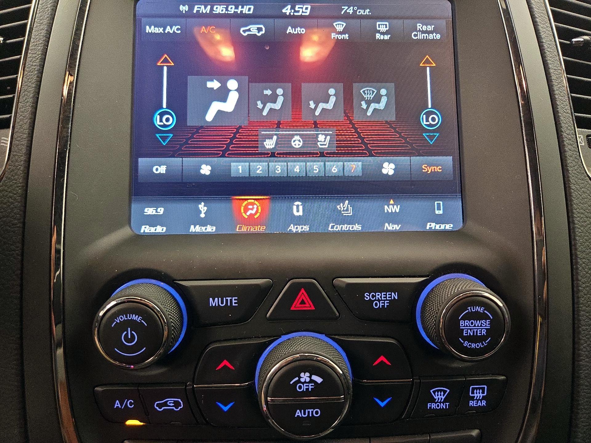 Thumbnail: 2019 Dodge Durango - 17