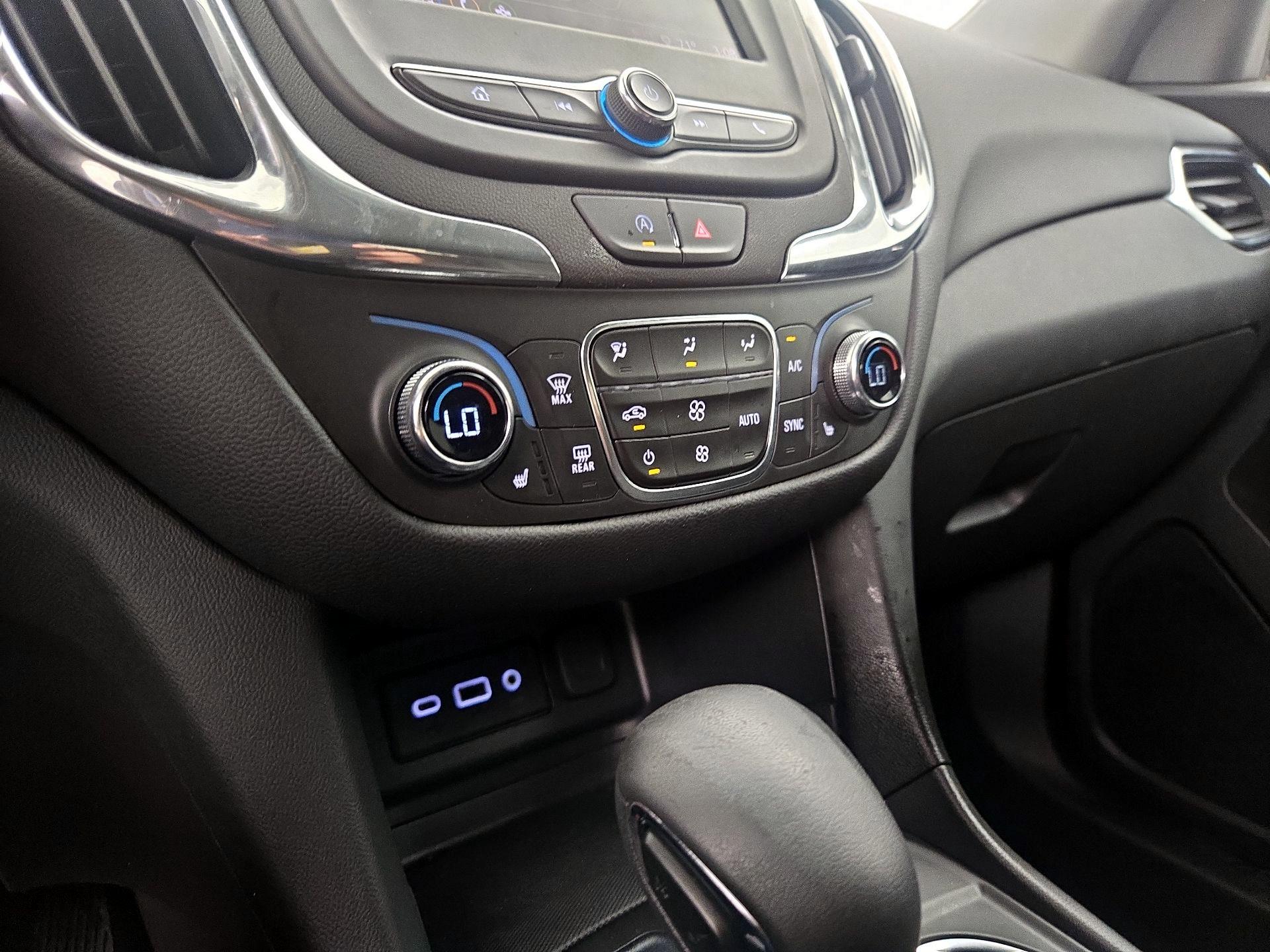 Thumbnail: 2023 Chevrolet Equinox - 16