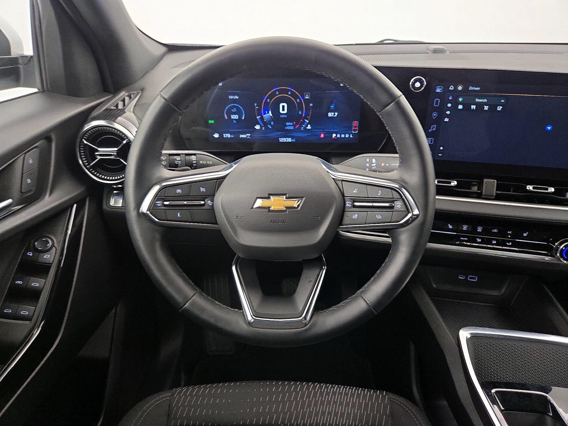 Thumbnail: 2025 Chevrolet Equinox - 10