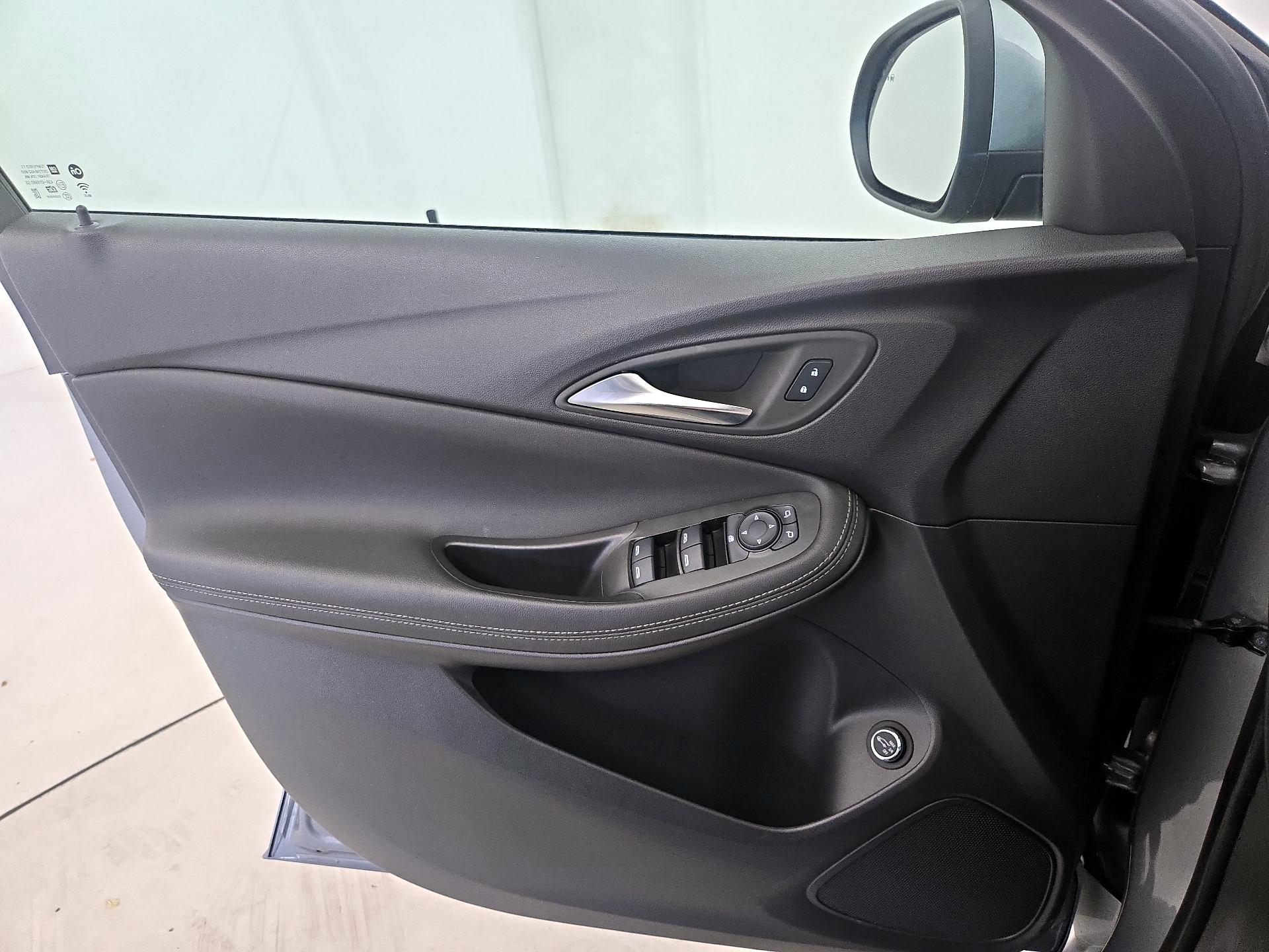 Thumbnail: 2023 Buick Encore GX - 12