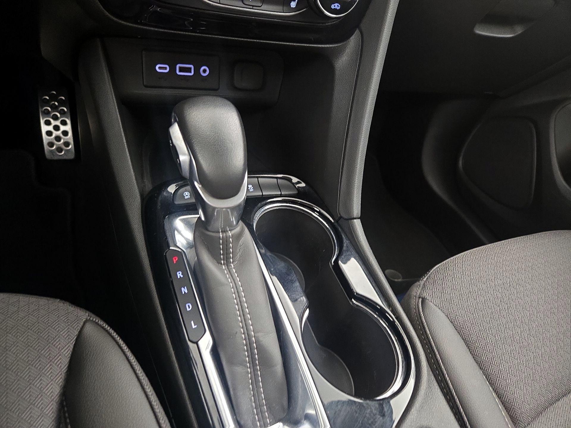 Thumbnail: 2023 Buick Encore GX - 16