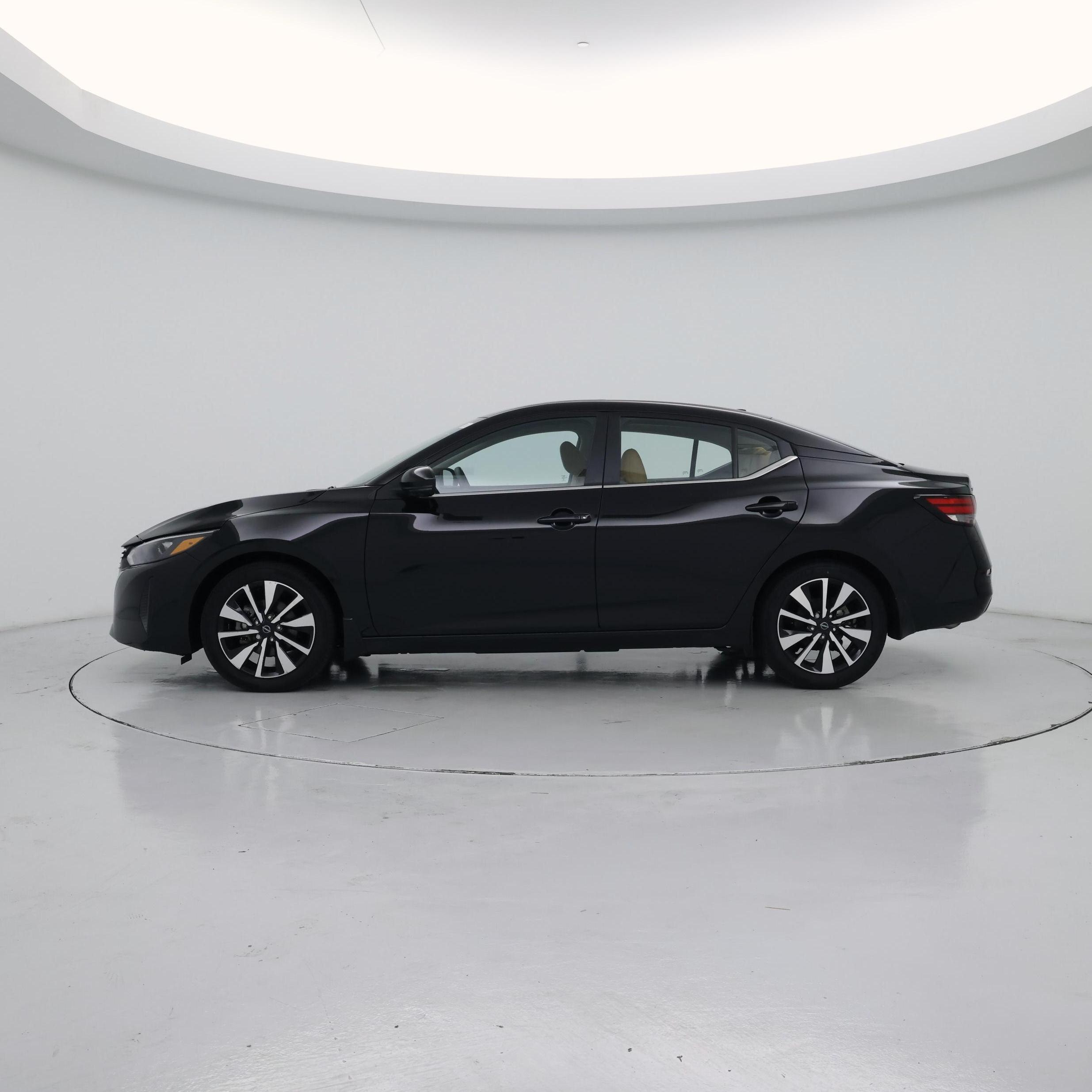Thumbnail: 2025 Nissan Sentra - 3