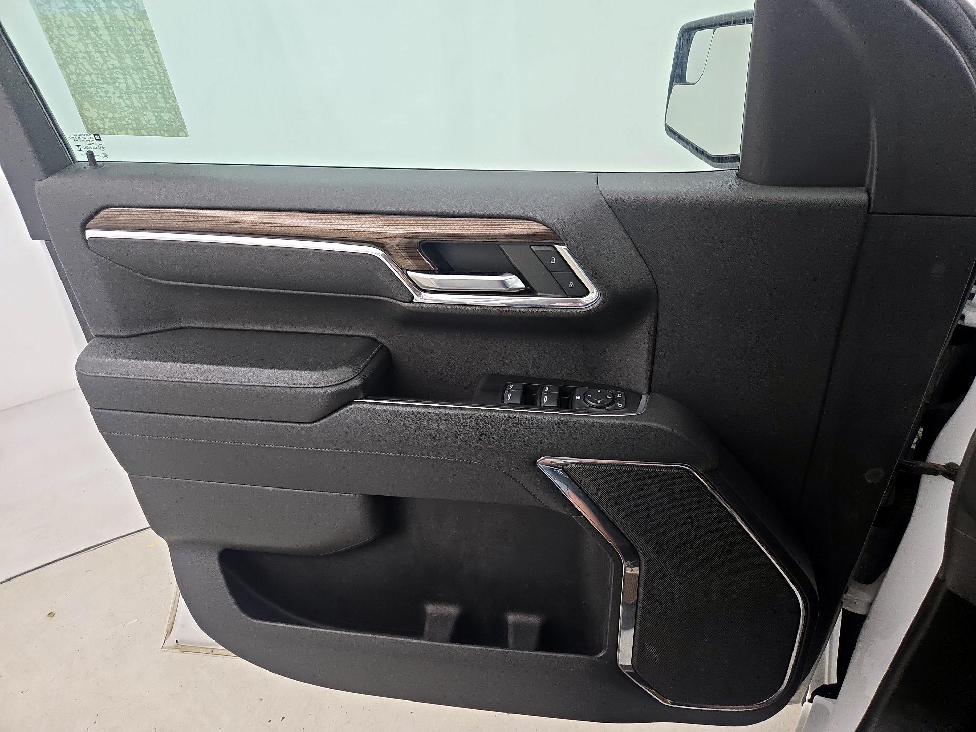 Thumbnail: 2023 Chevrolet Silverado 1500 - 12