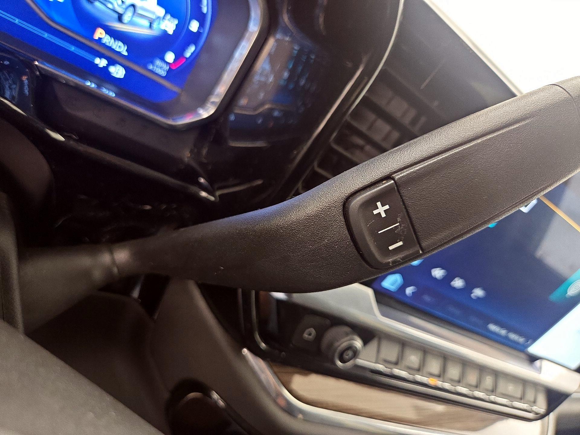 Thumbnail: 2023 Chevrolet Silverado 1500 - 18