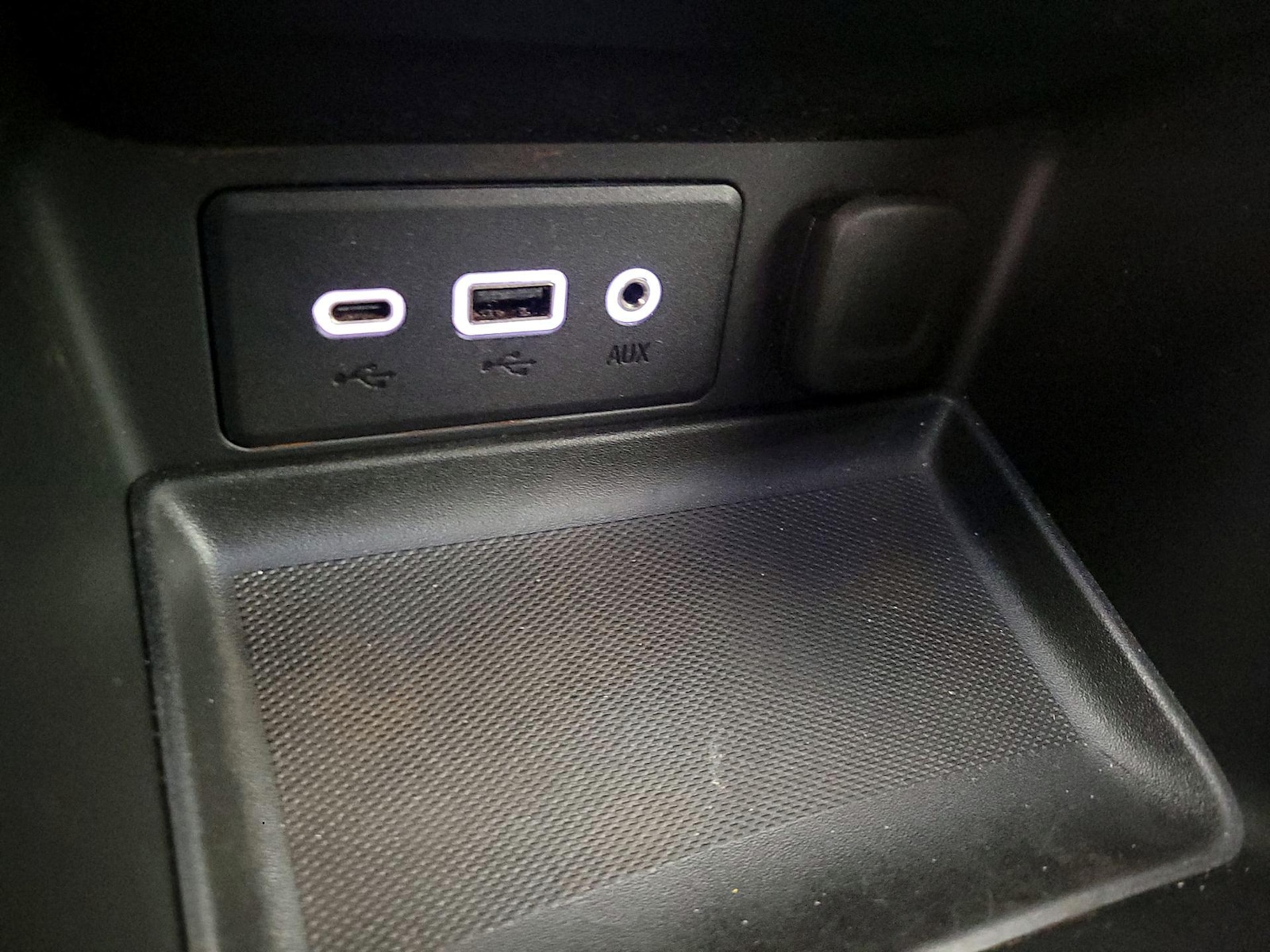 2024 GMC Terrain SLE - Photo 19