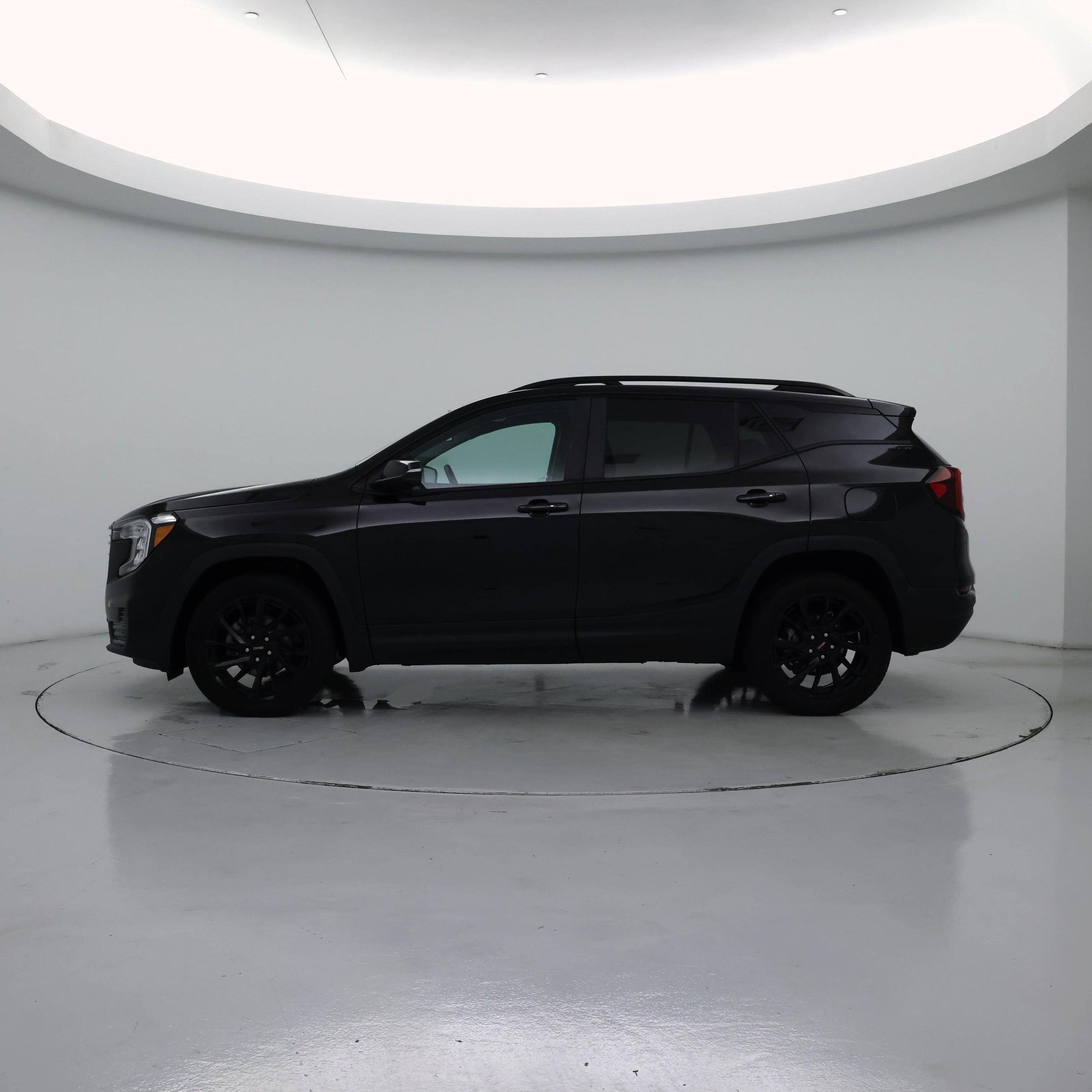 Thumbnail: 2024 GMC Terrain - 3