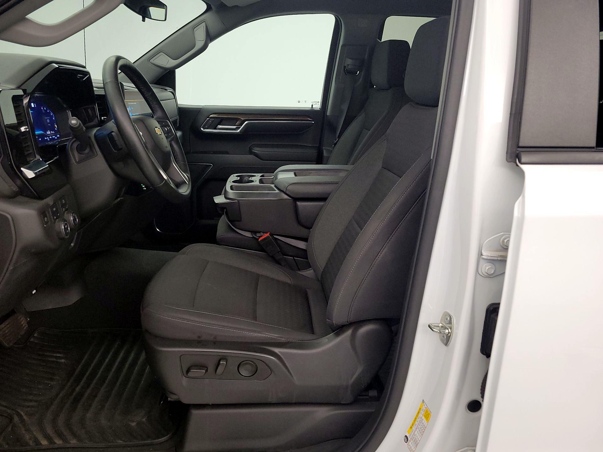 Thumbnail: 2023 Chevrolet Silverado 1500 - 11