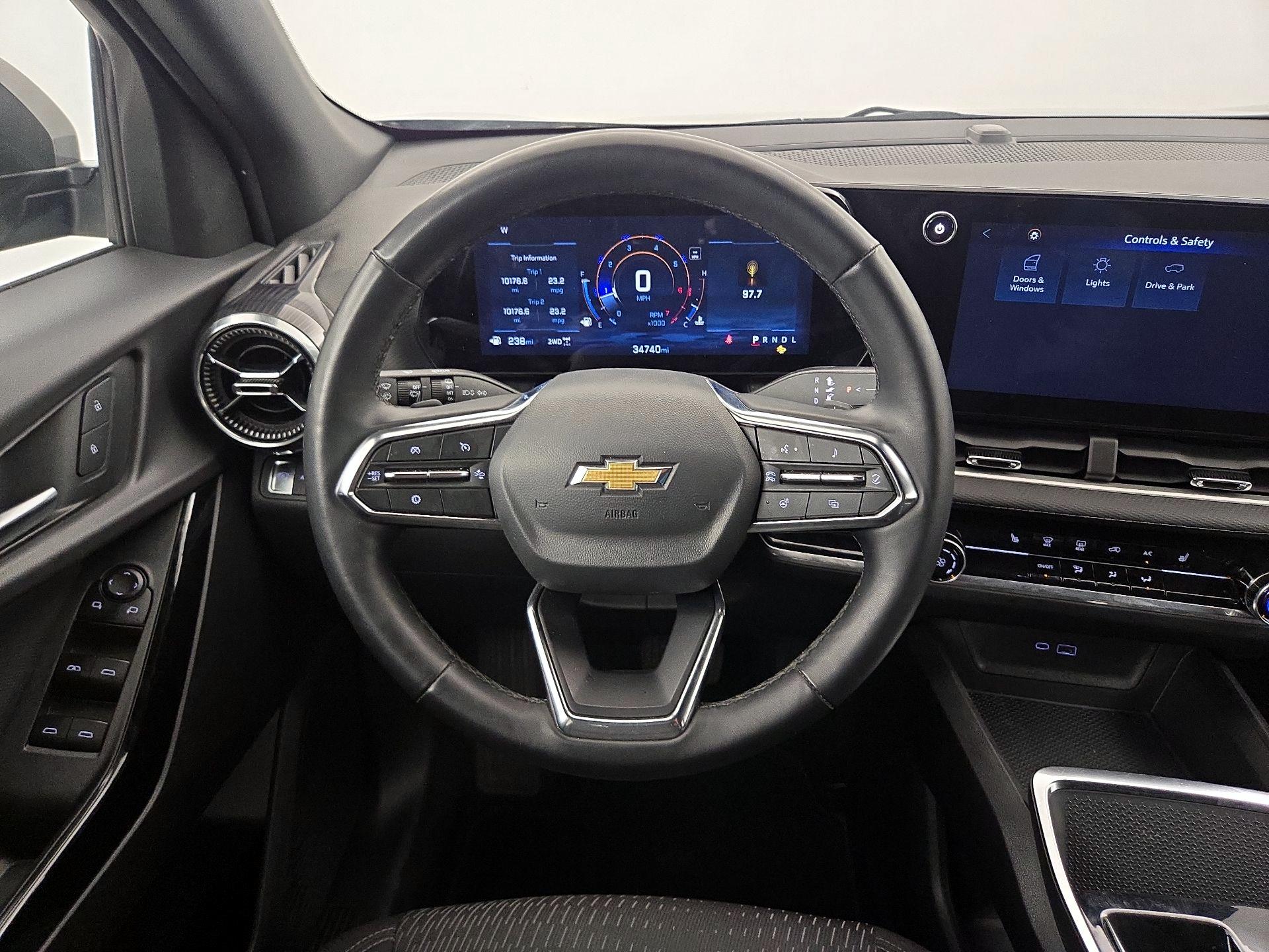 Thumbnail: 2025 Chevrolet Equinox - 10