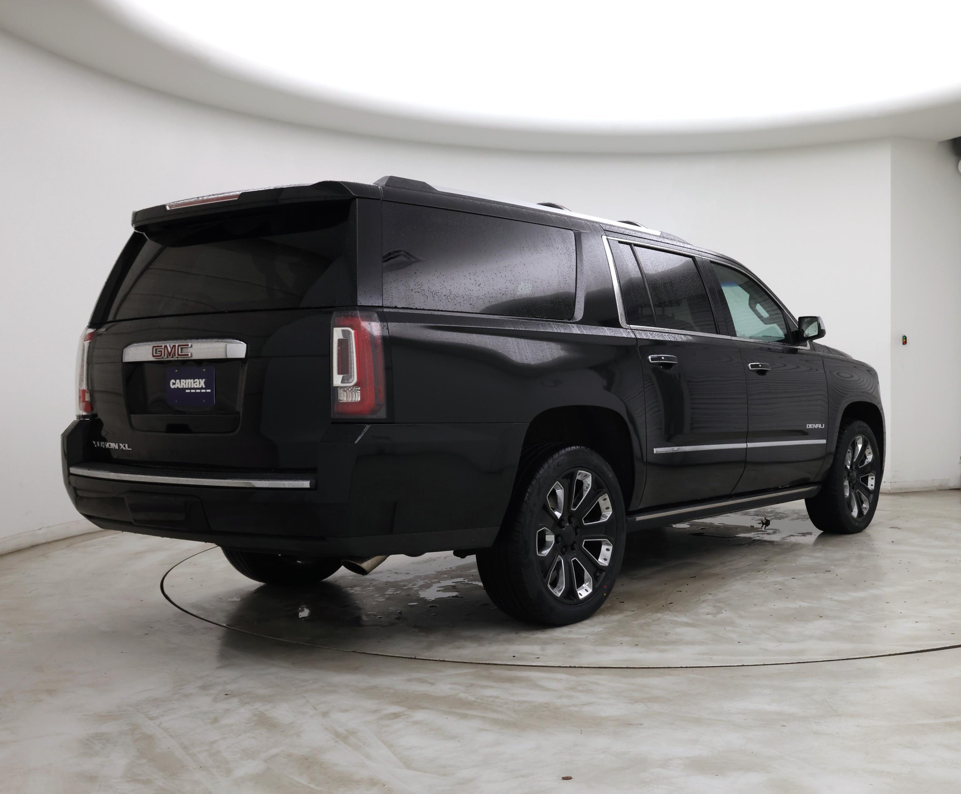 Thumbnail: 2019 GMC Yukon XL - 8