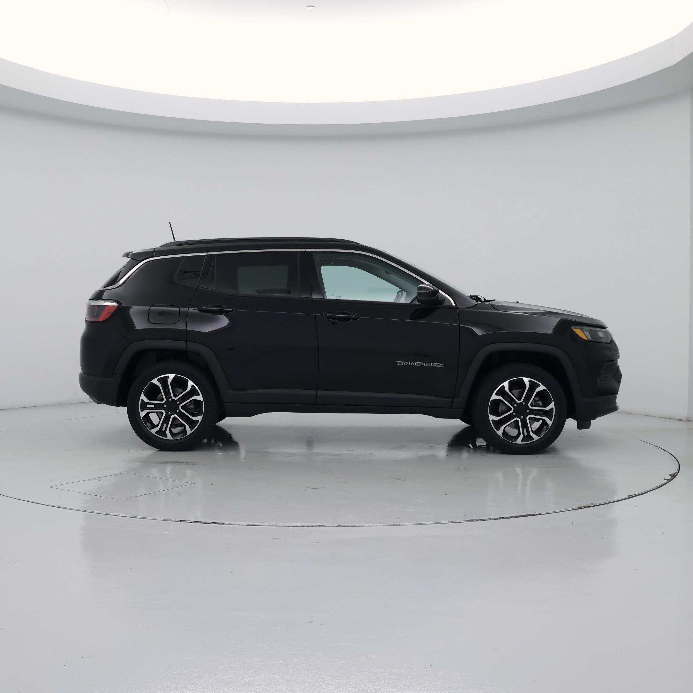 Thumbnail: 2022 Jeep Compass - 7