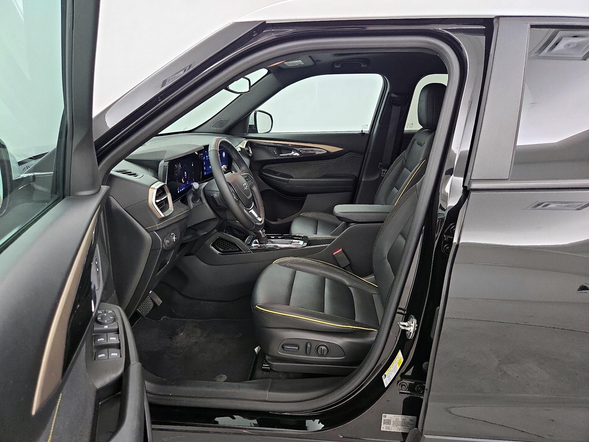 Thumbnail: 2024 Chevrolet TrailBlazer - 11