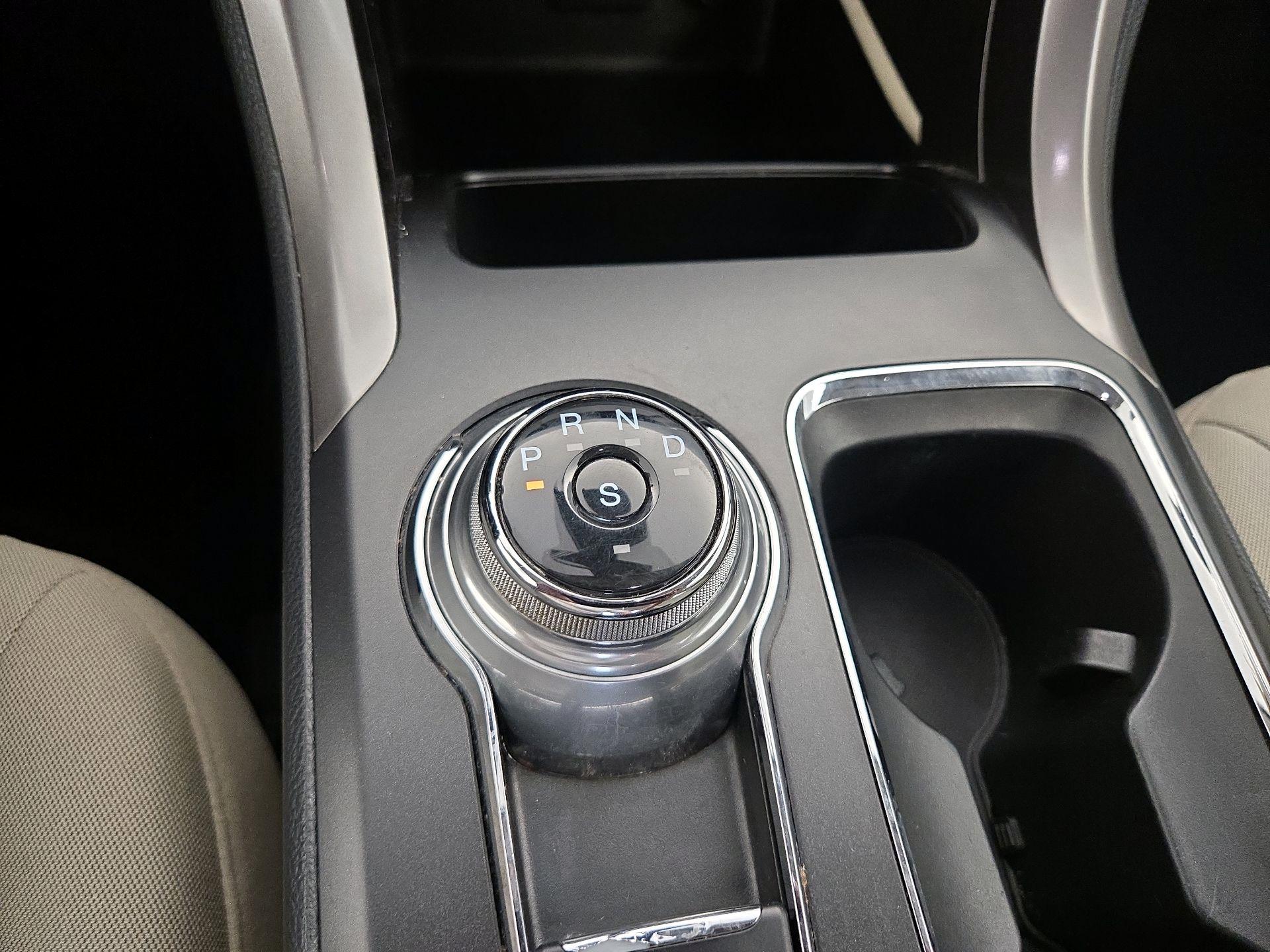 Thumbnail: 2019 Ford Fusion - 17