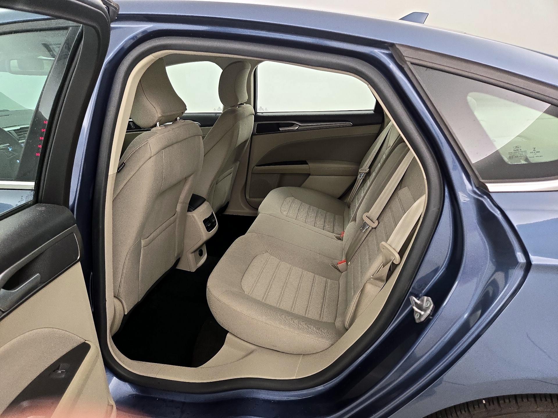 Thumbnail: 2019 Ford Fusion - 19