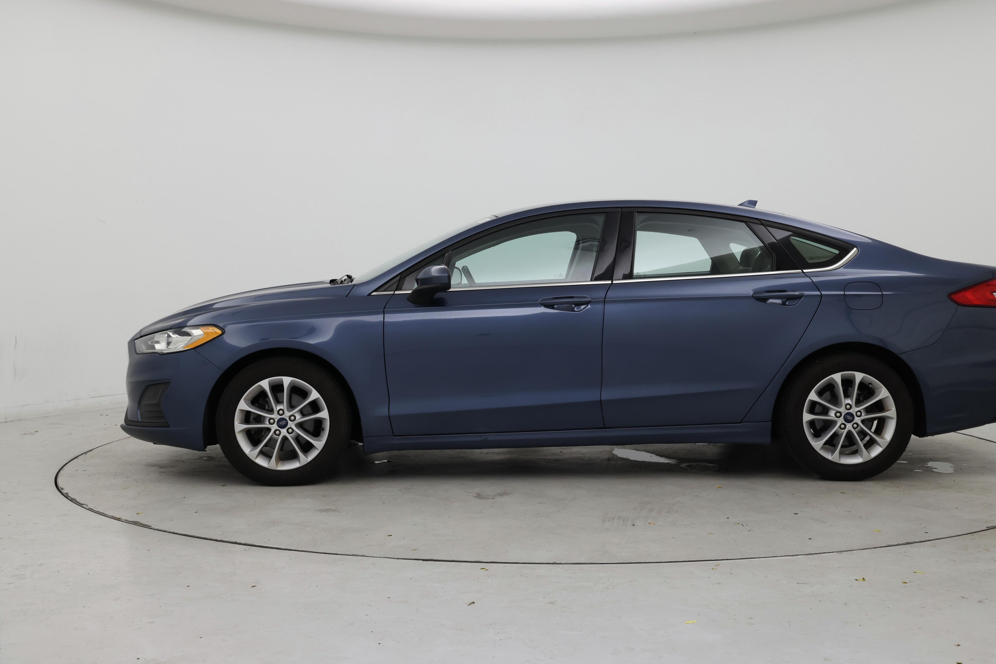Thumbnail: 2019 Ford Fusion - 3