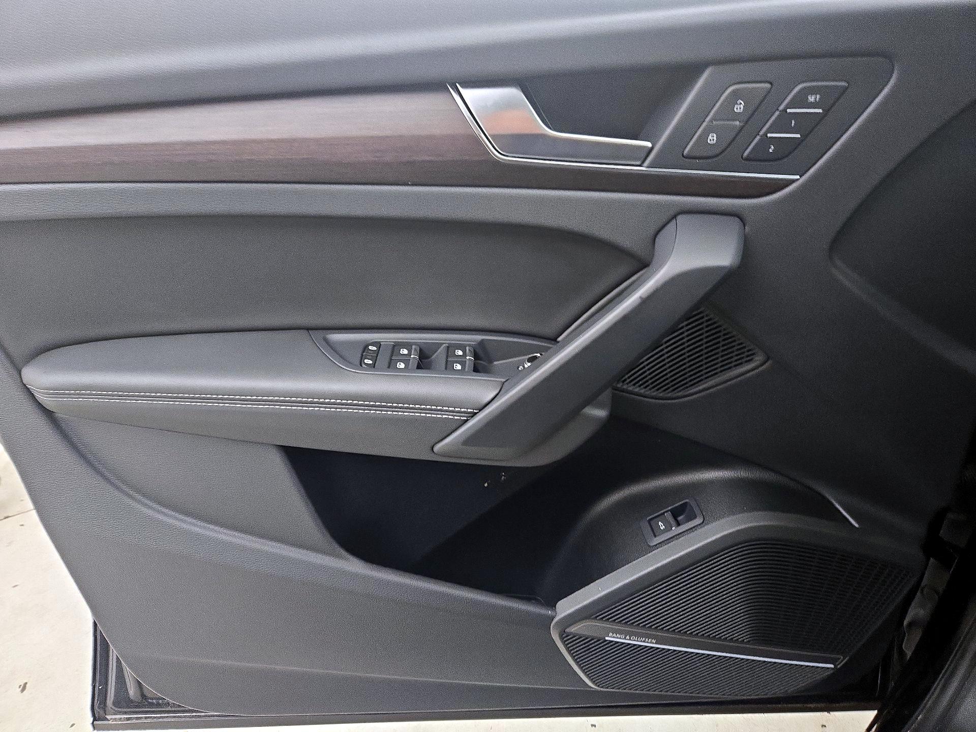 Thumbnail: 2024 Audi Q5 - 12