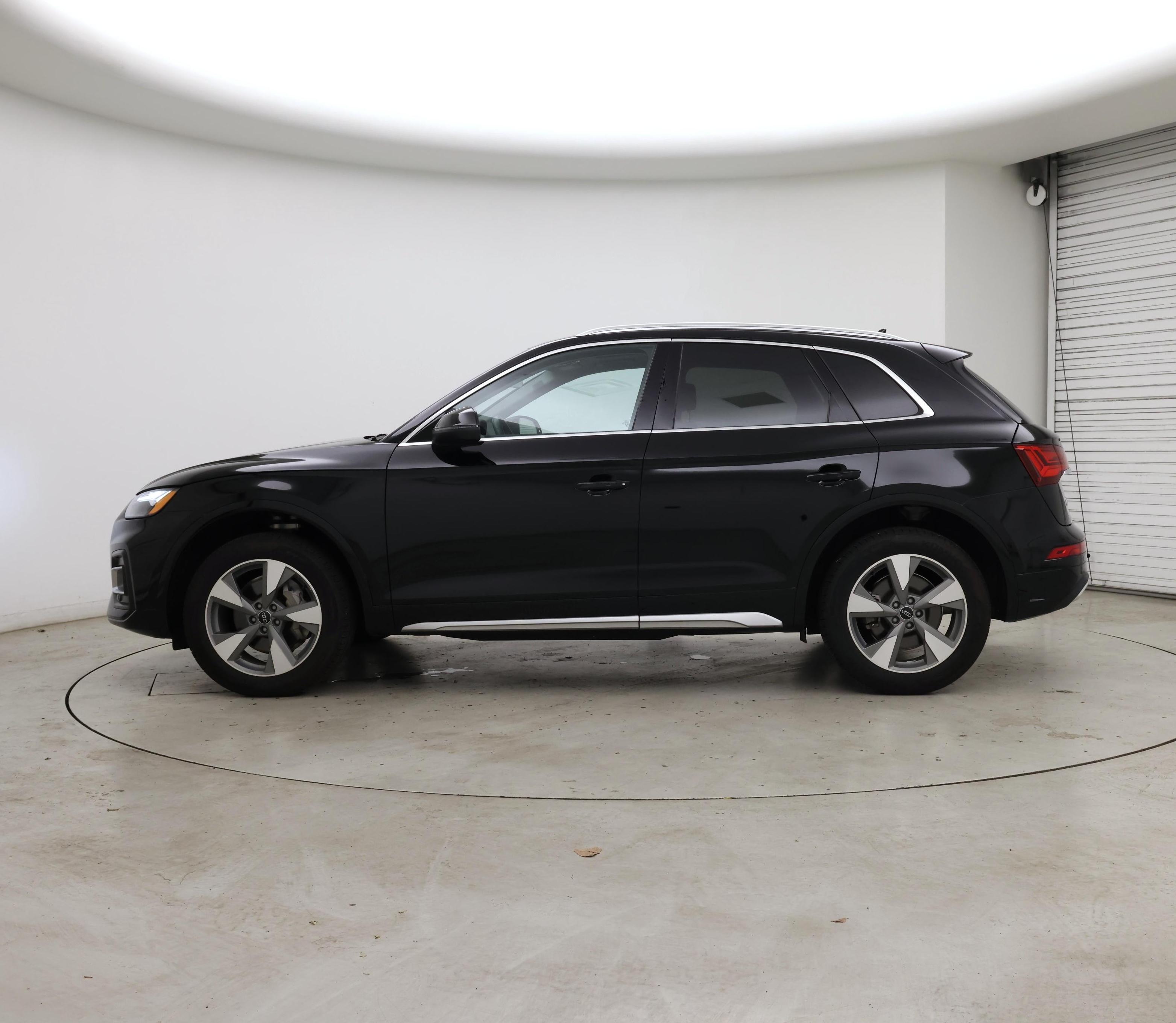 Thumbnail: 2024 Audi Q5 - 3