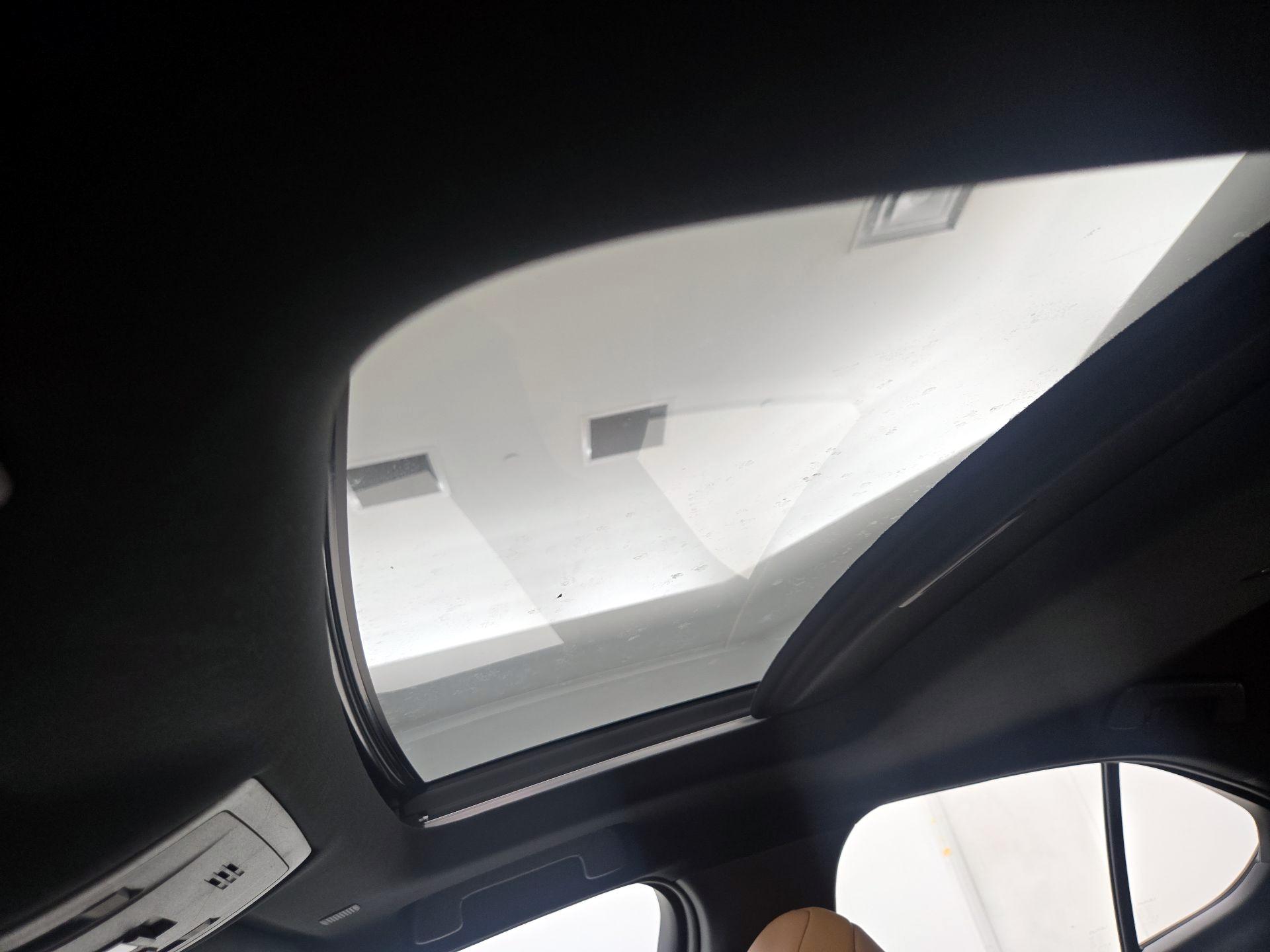 Thumbnail: 2023 Lexus UX - 19