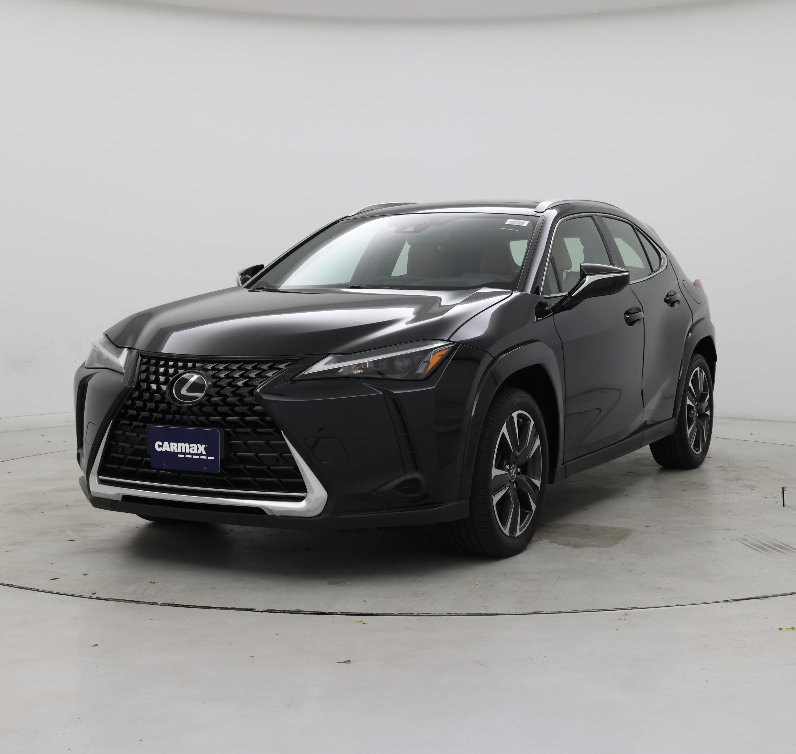 Thumbnail: 2023 Lexus UX - 4