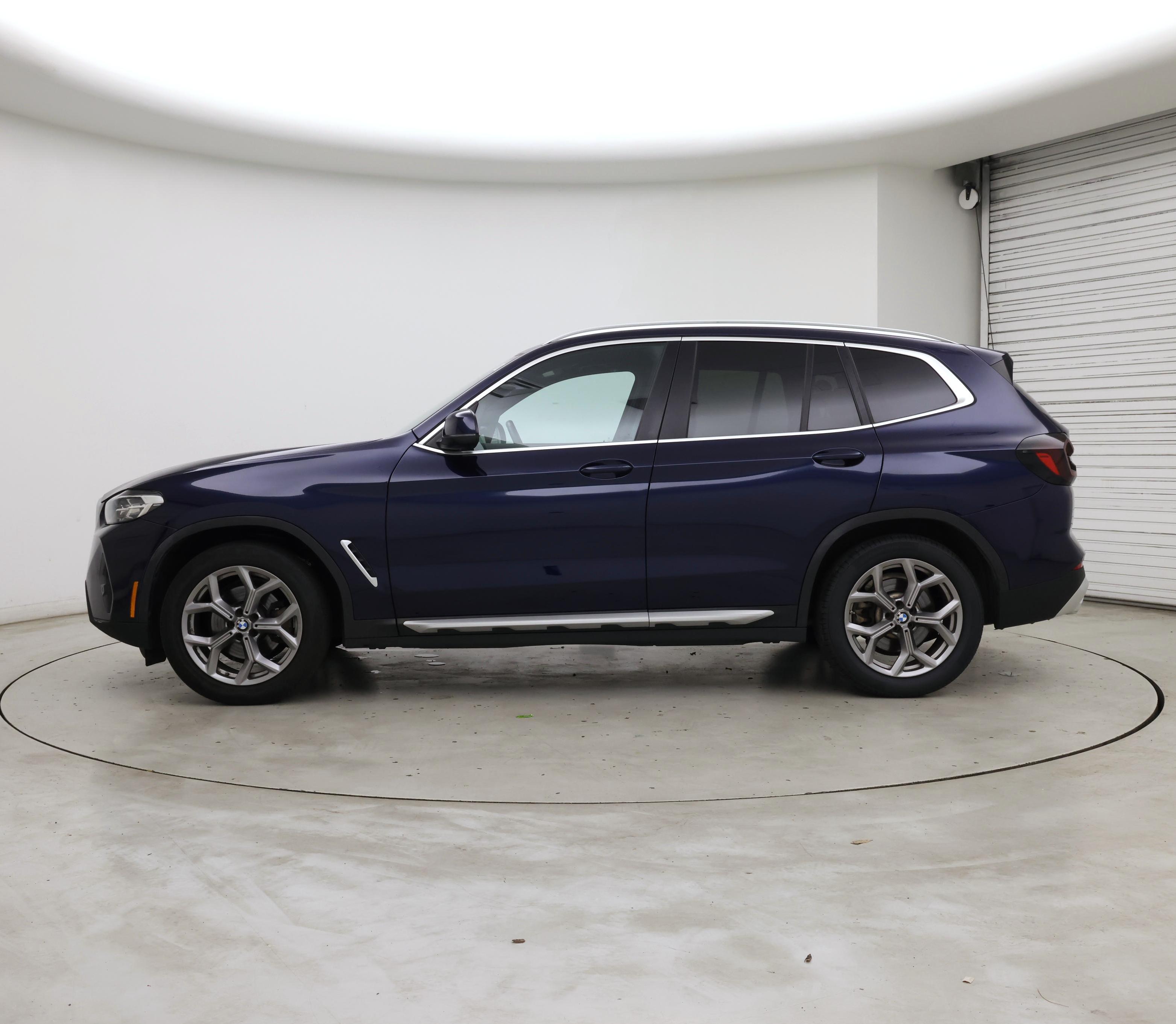 Thumbnail: 2023 BMW X3 - 3