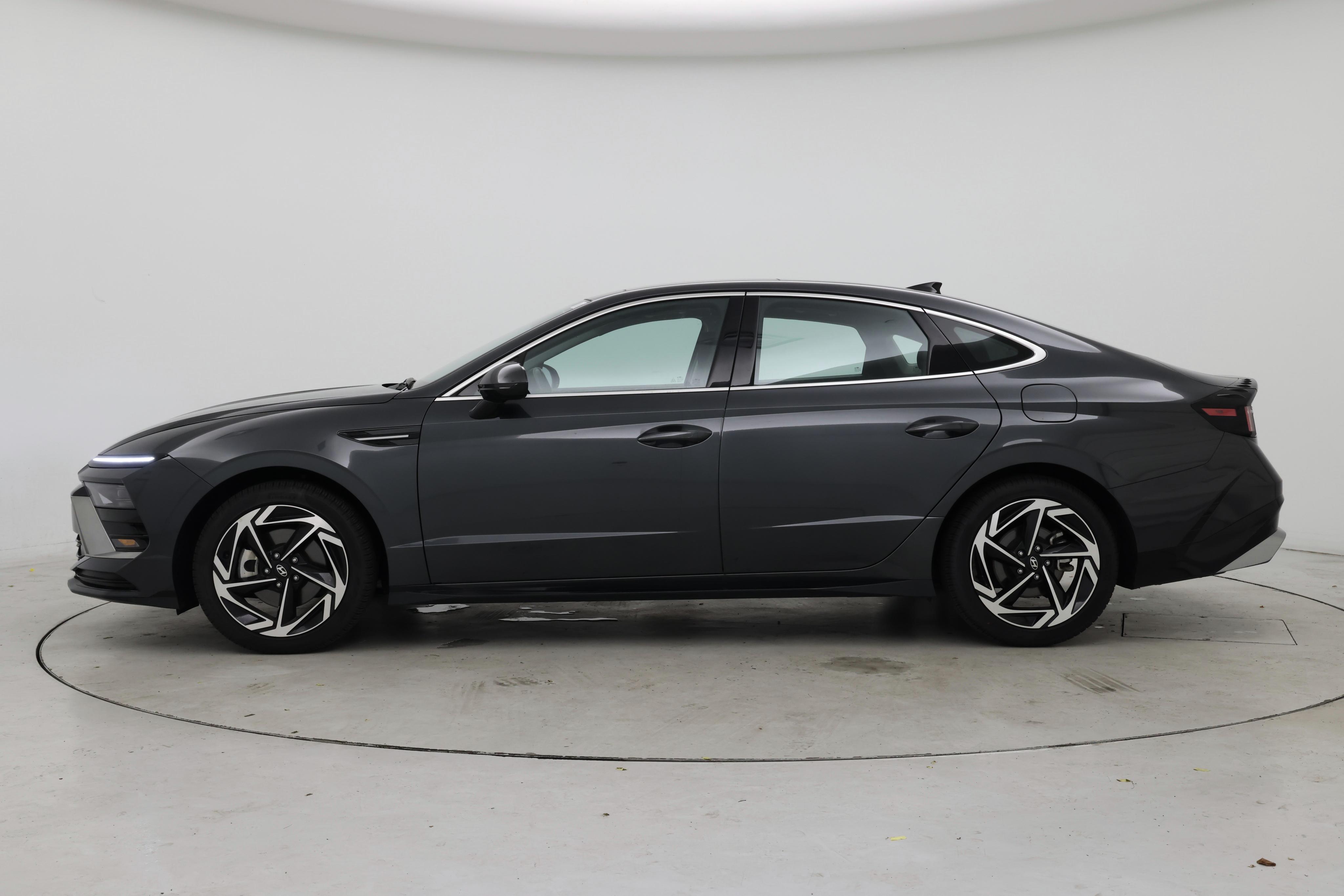 Thumbnail: 2025 Hyundai Sonata - 3