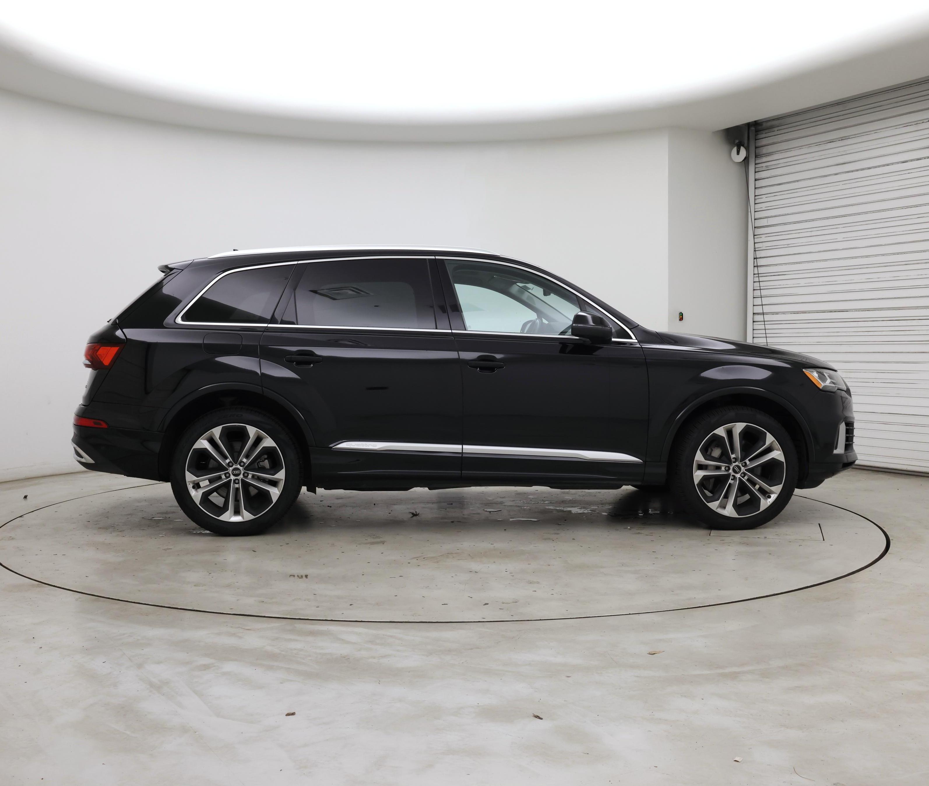 Thumbnail: 2022 Audi Q7 - 7