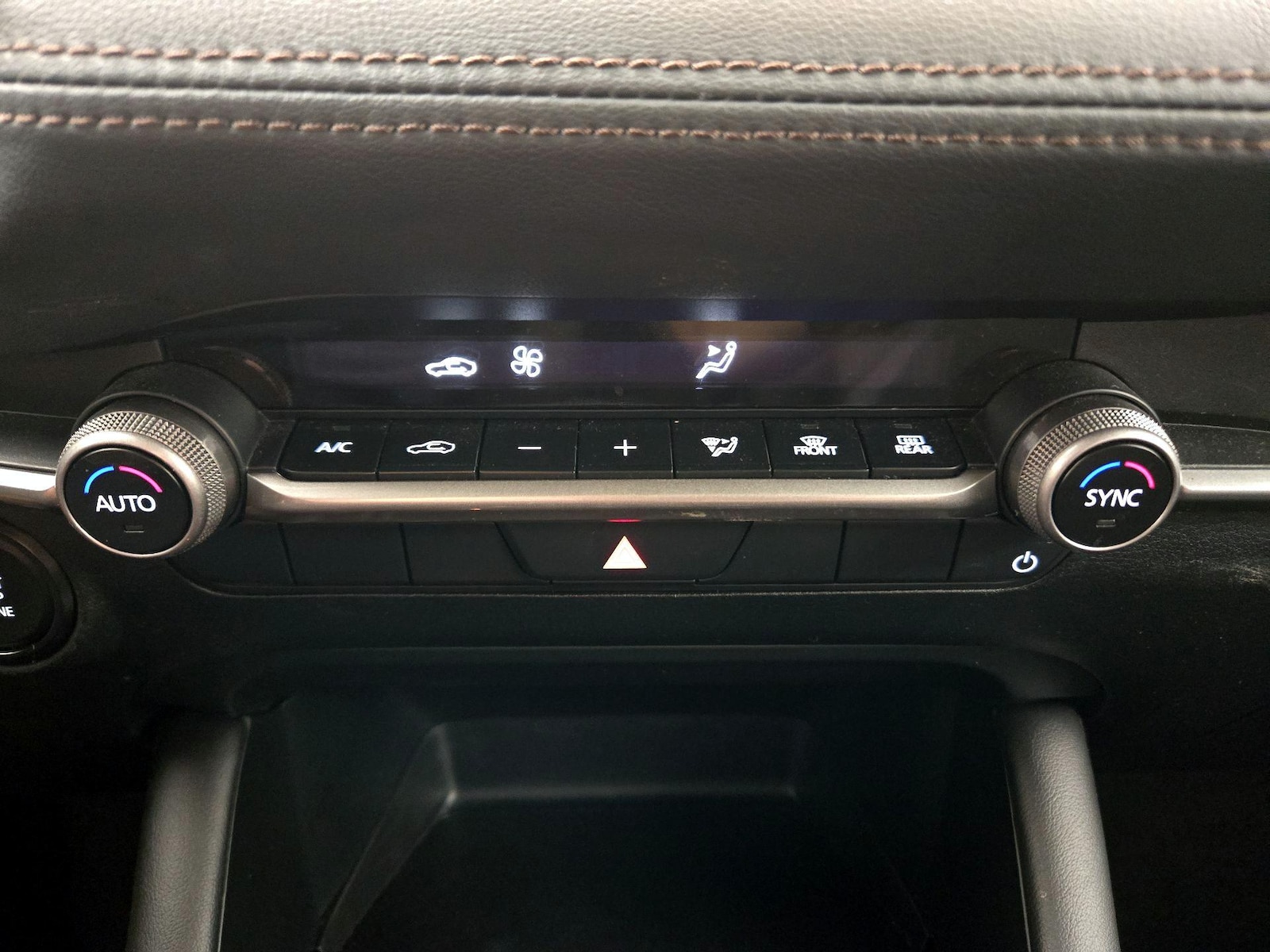 2024 Mazda Mazda3 Select Sport - Photo 18