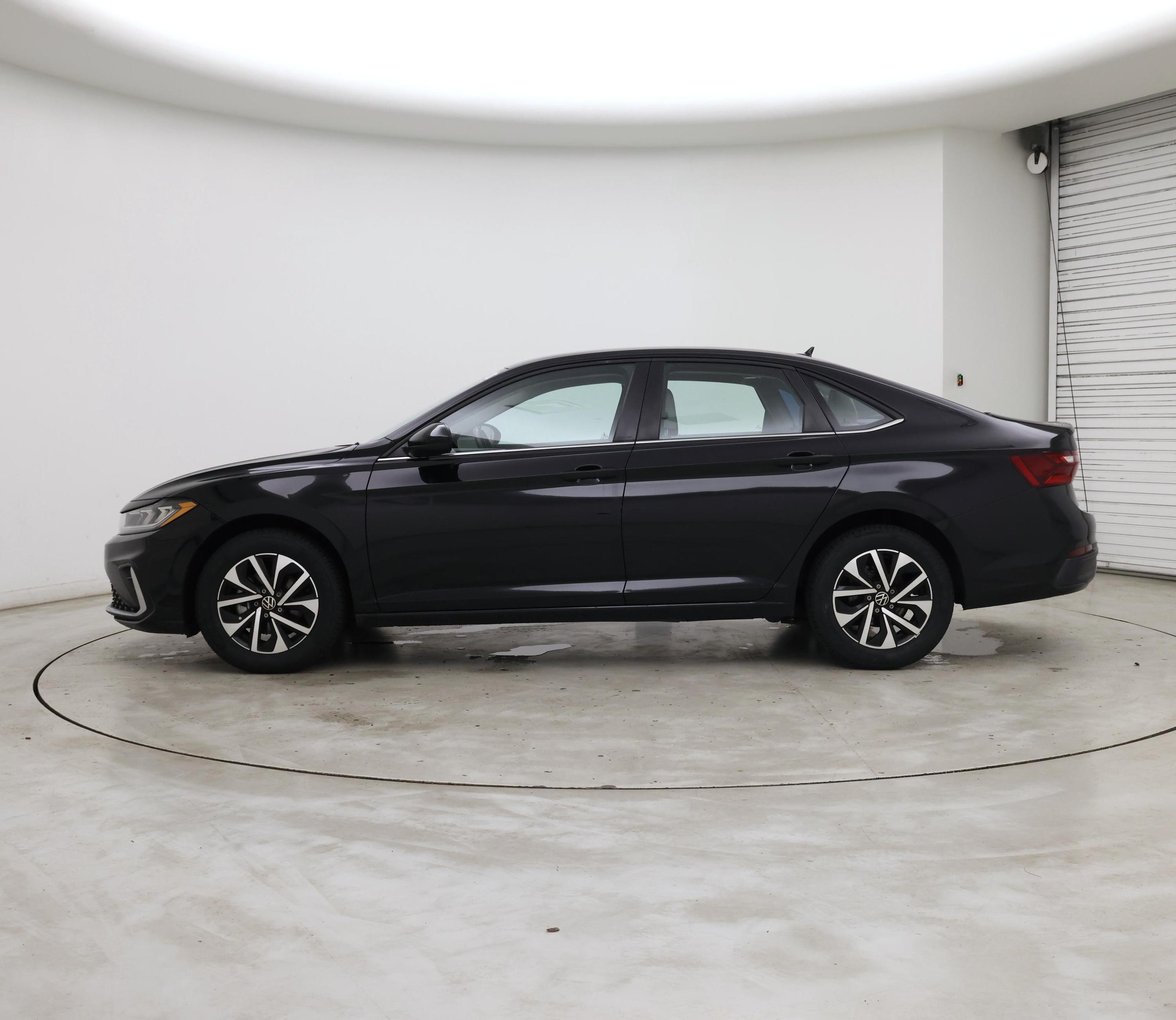 Thumbnail: 2025 Volkswagen Jetta - 3