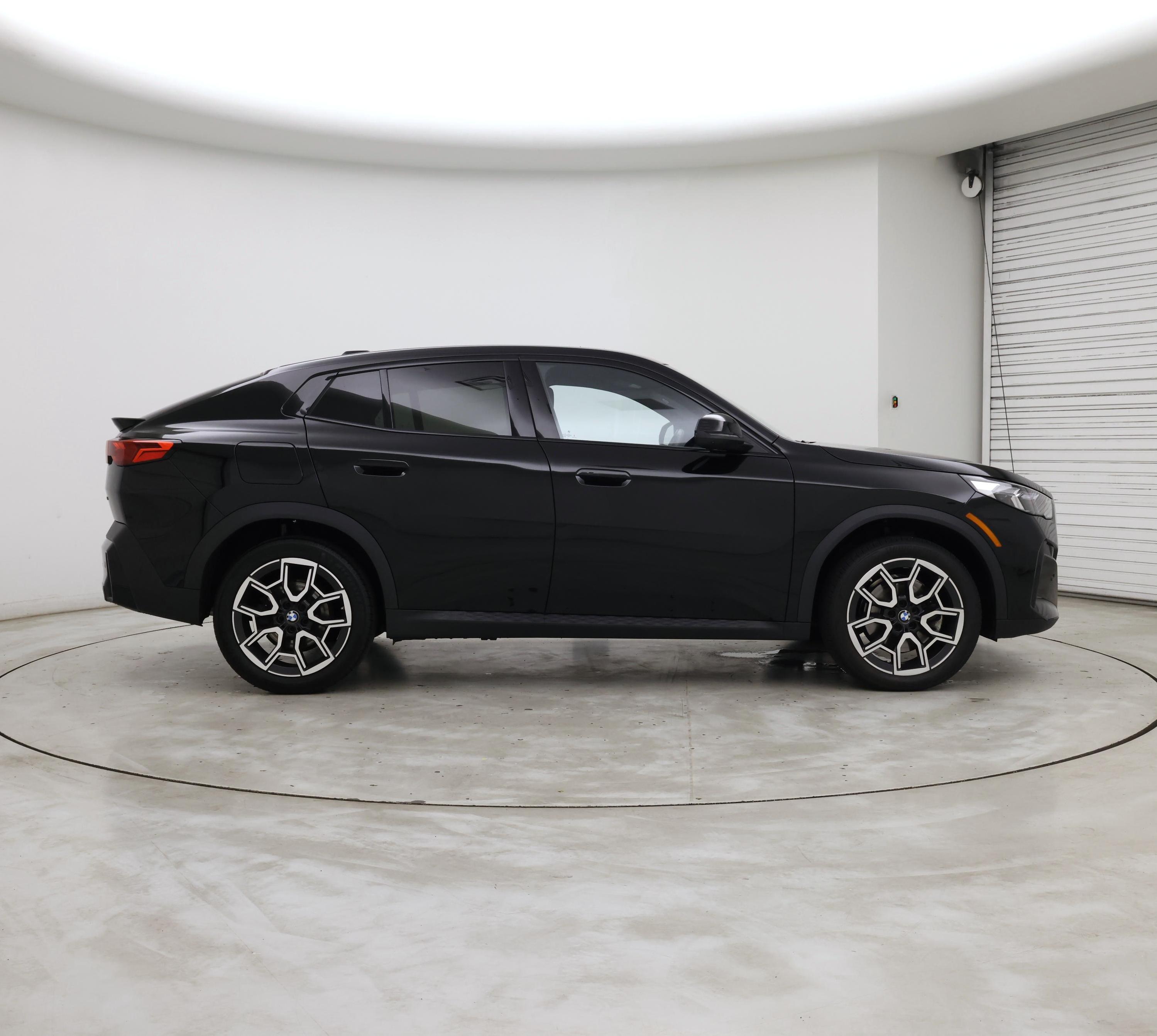 Thumbnail: 2025 BMW X2 - 7