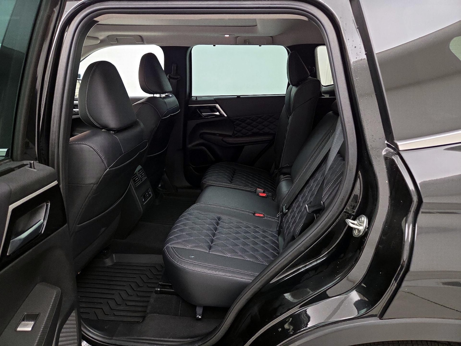 2023 Mitsubishi Outlander SEL - Photo 22