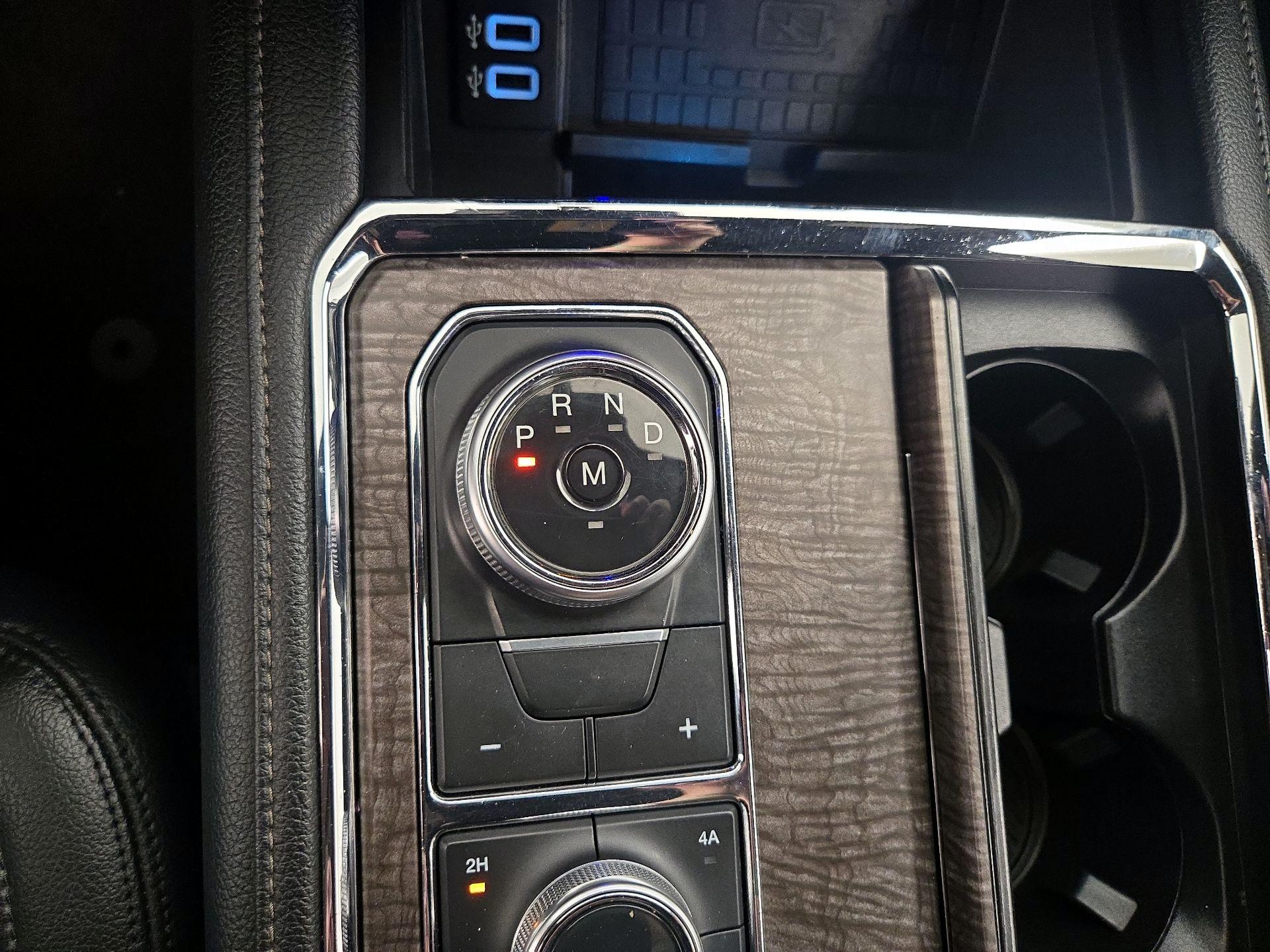 Thumbnail: 2019 Ford Expedition - 18
