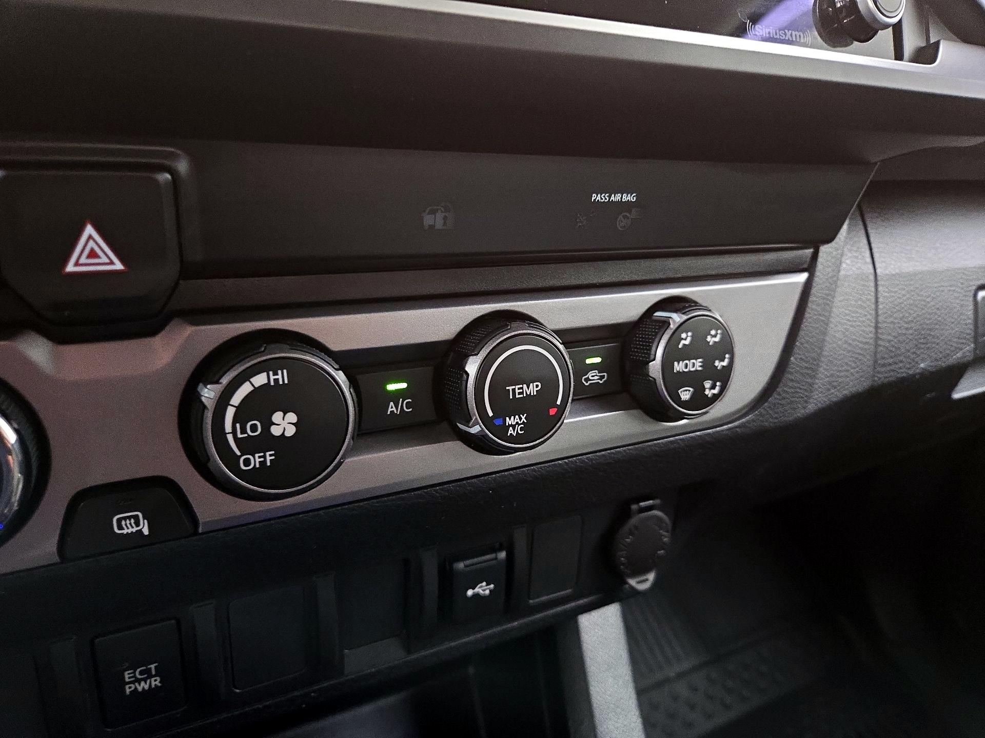 Thumbnail: 2020 Toyota Tacoma - 16