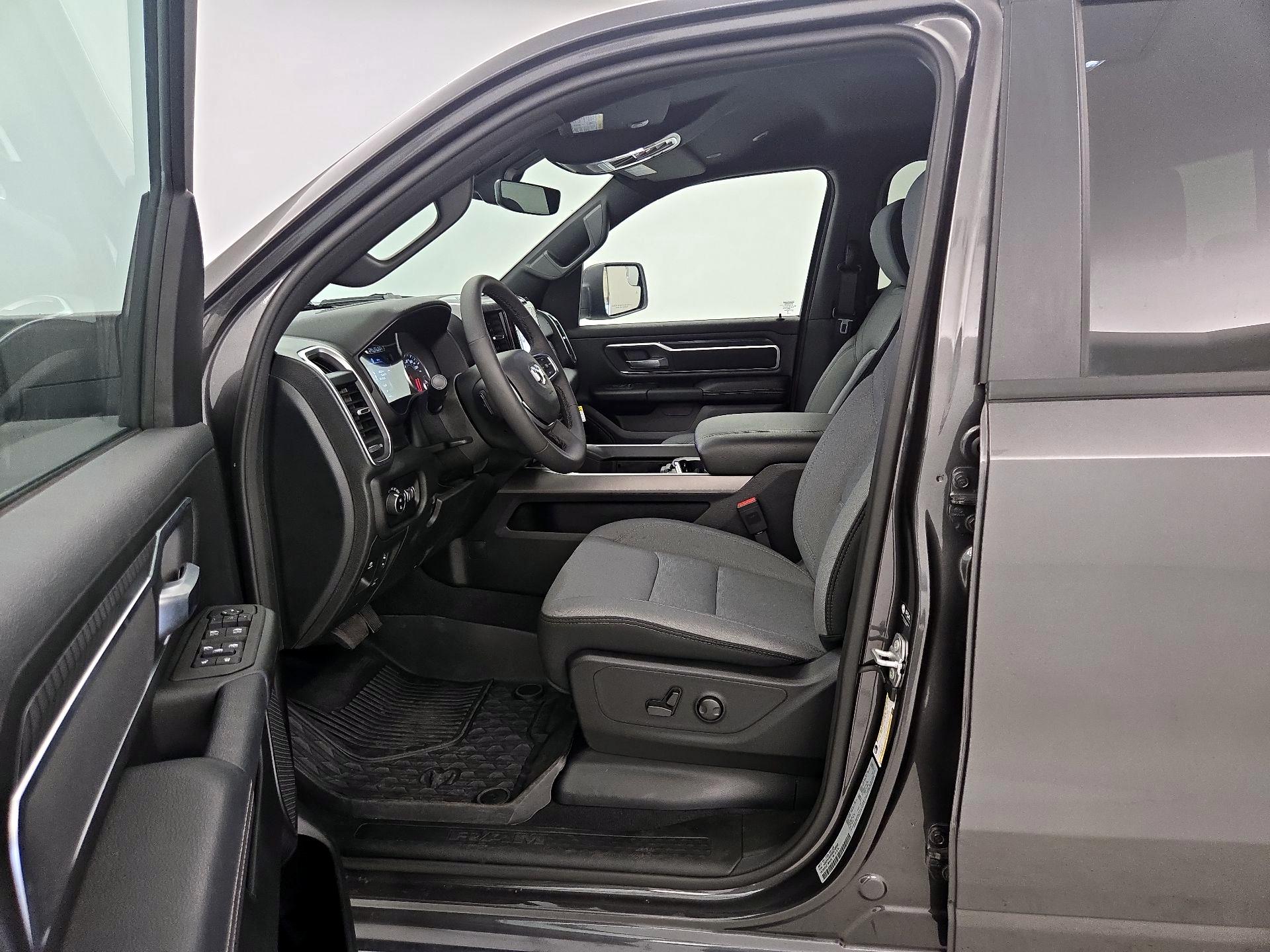 Thumbnail: 2025 RAM 1500 - 11