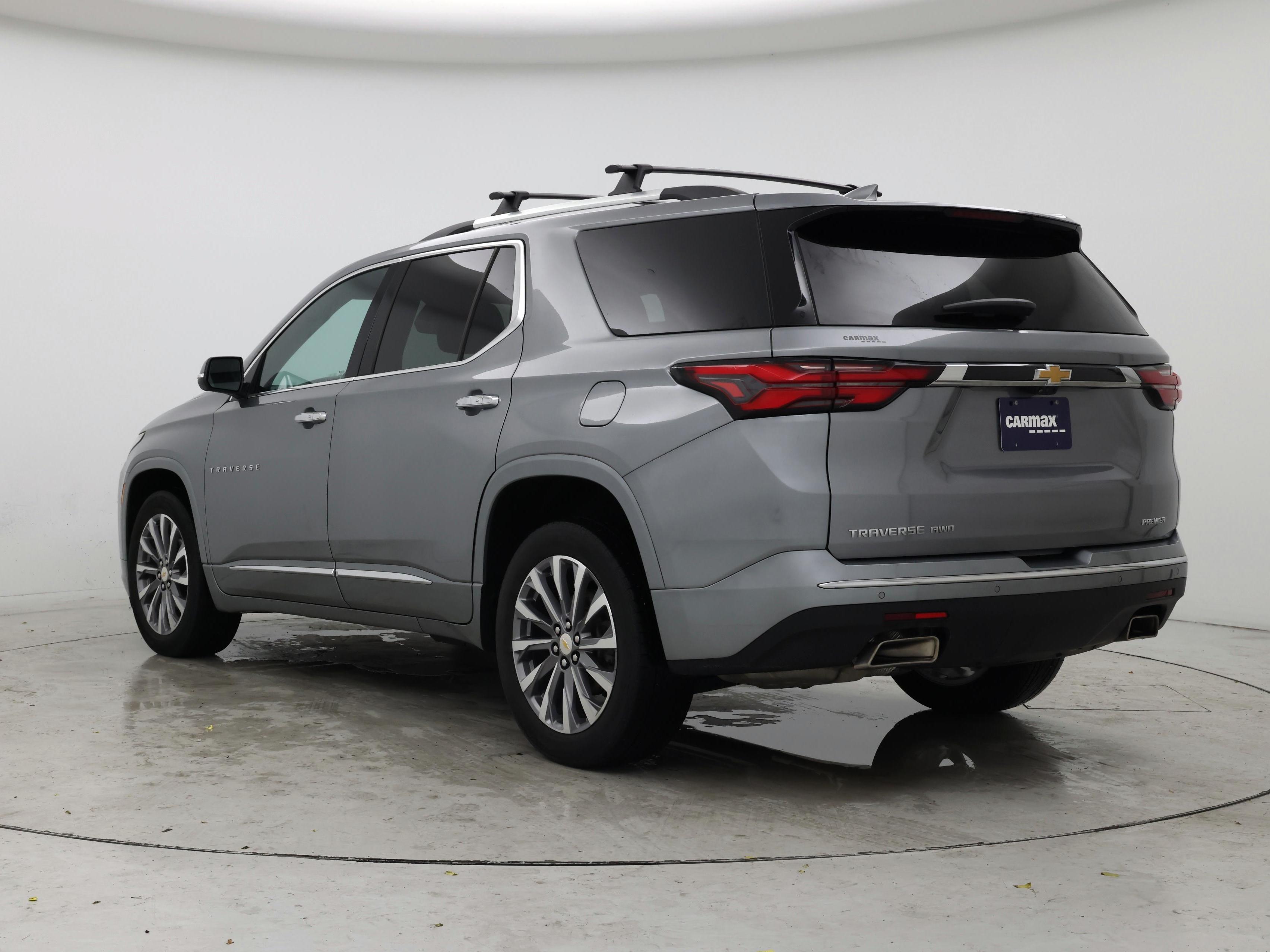 Thumbnail: 2023 Chevrolet Traverse - 2