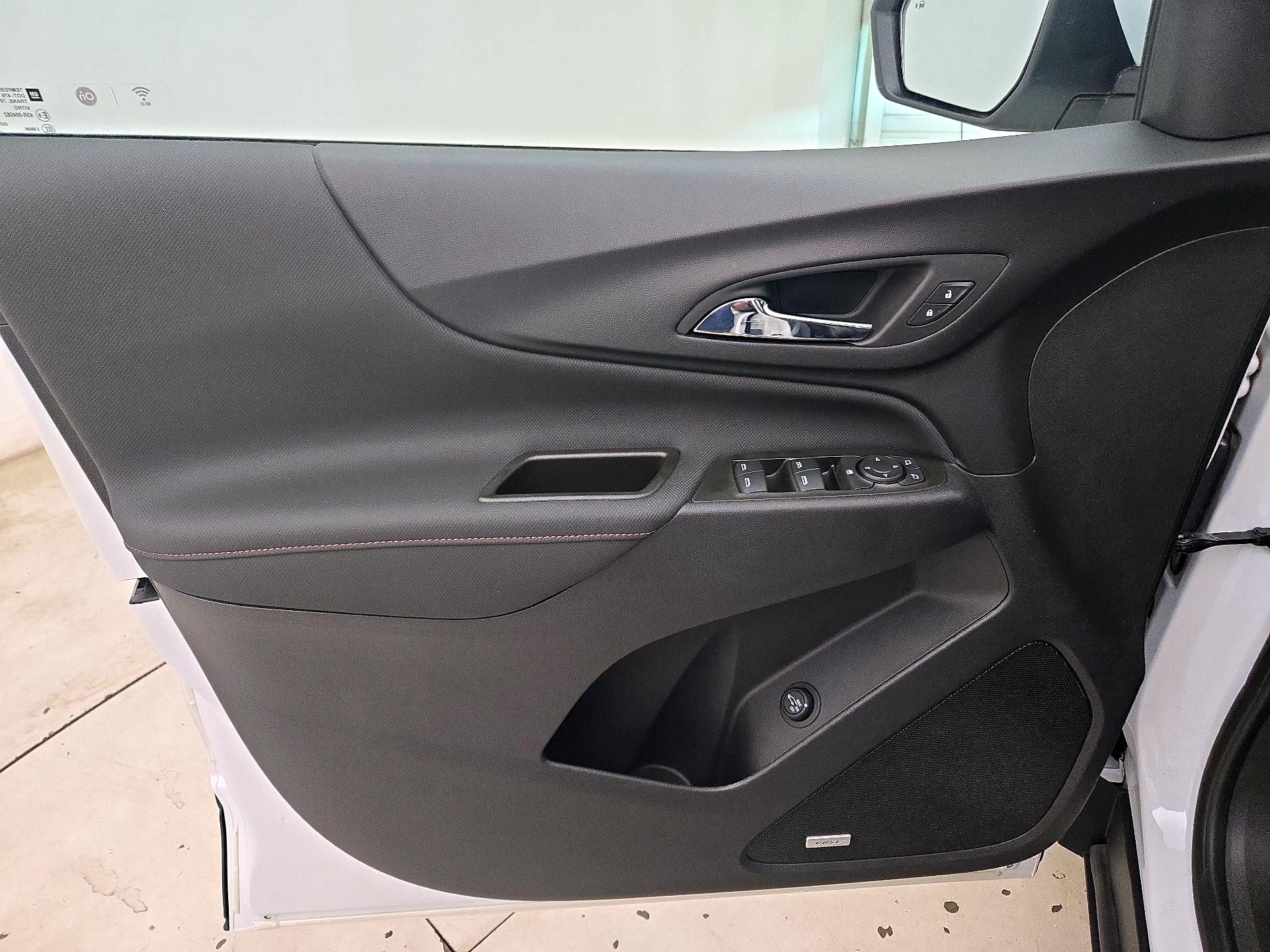 Thumbnail: 2023 Chevrolet Equinox - 12