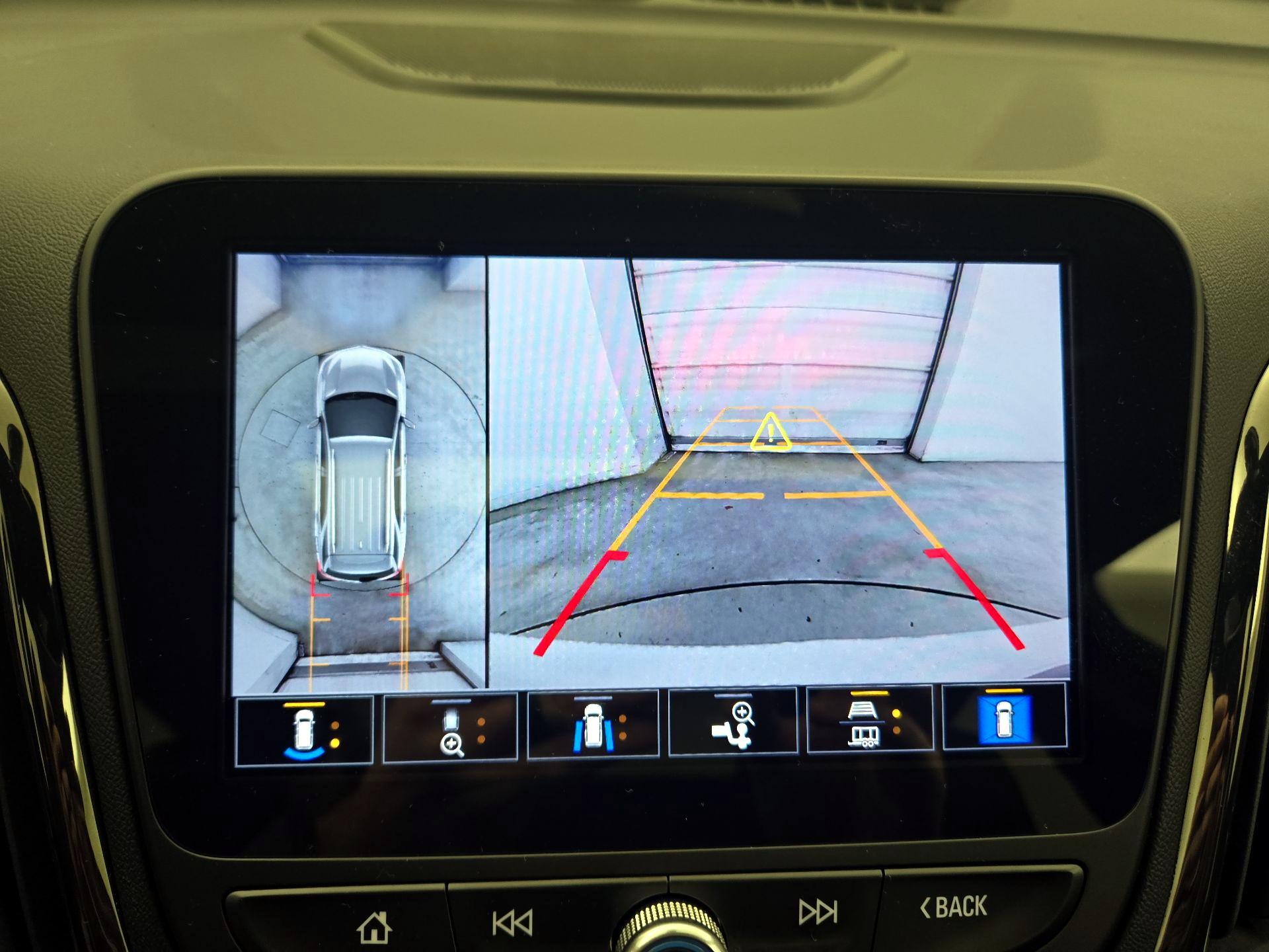 Thumbnail: 2023 Chevrolet Equinox - 15
