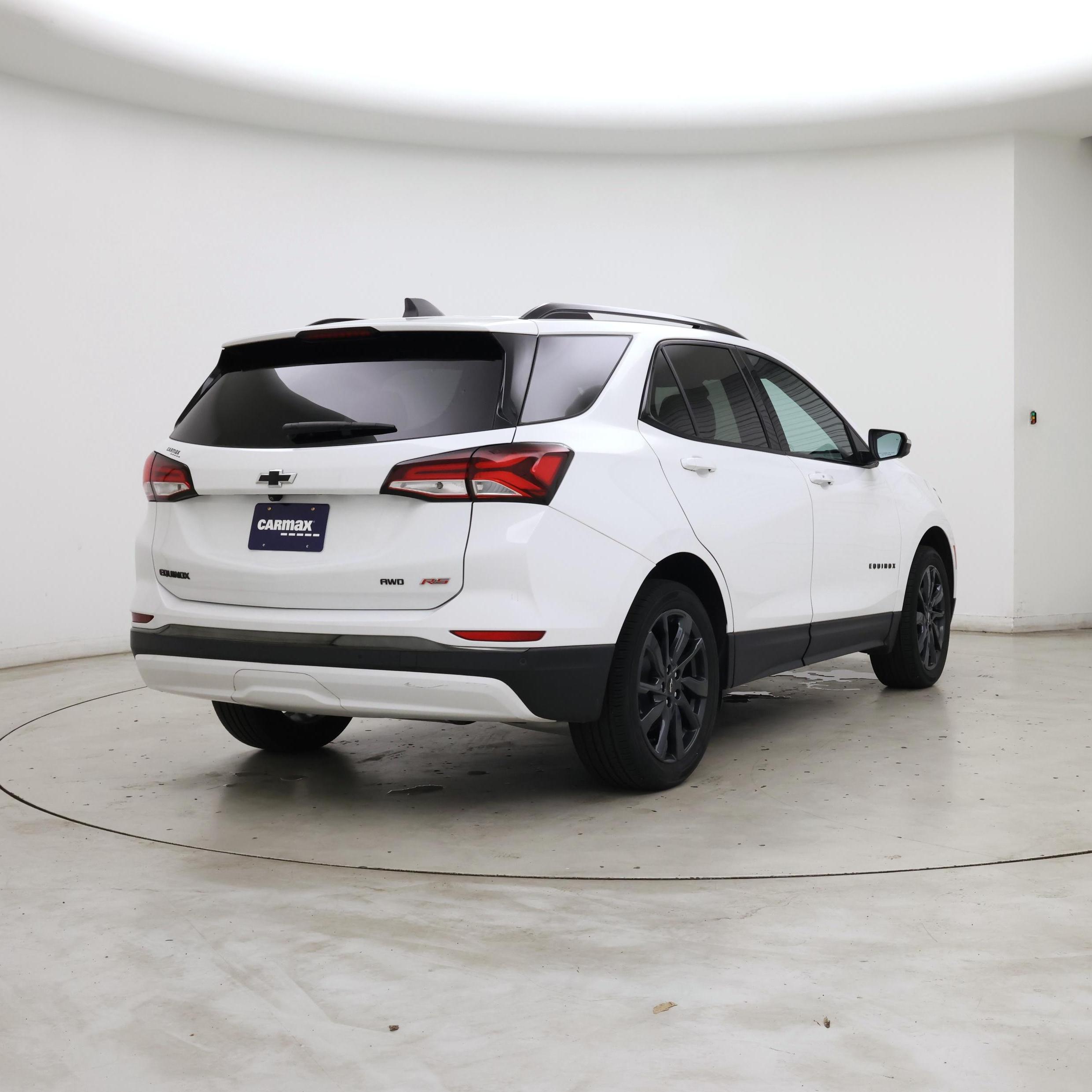 Thumbnail: 2023 Chevrolet Equinox - 8