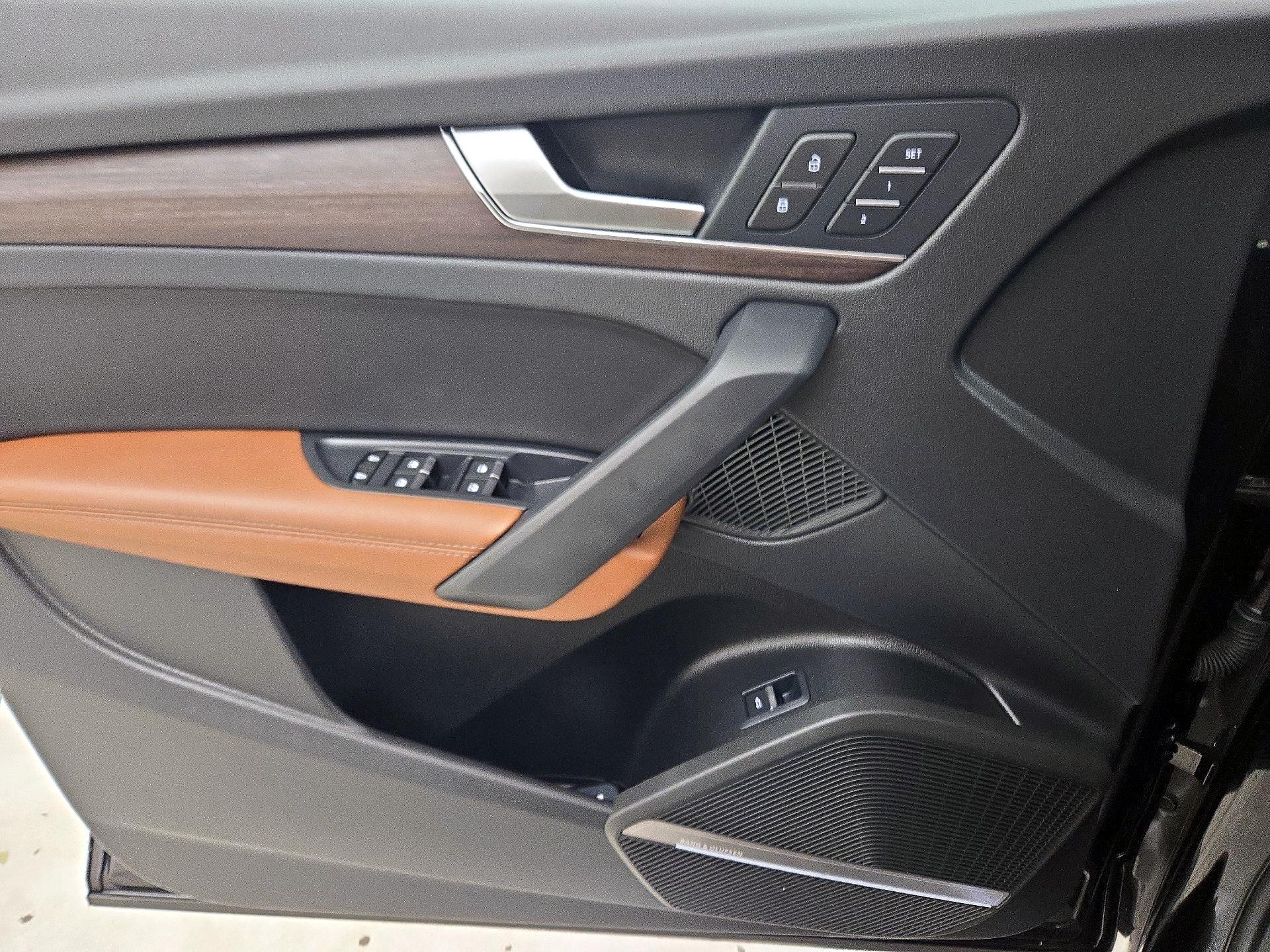 Thumbnail: 2024 Audi Q5 - 12