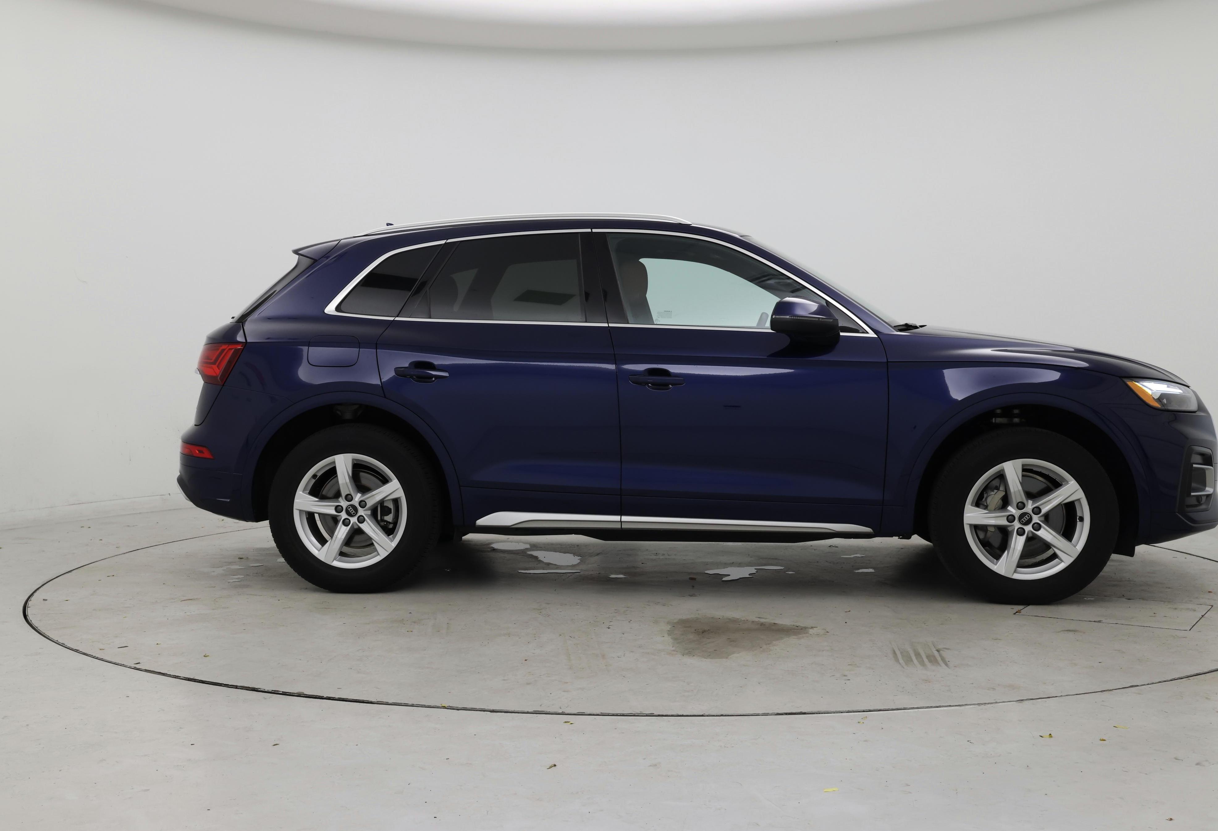 Thumbnail: 2024 Audi Q5 - 7