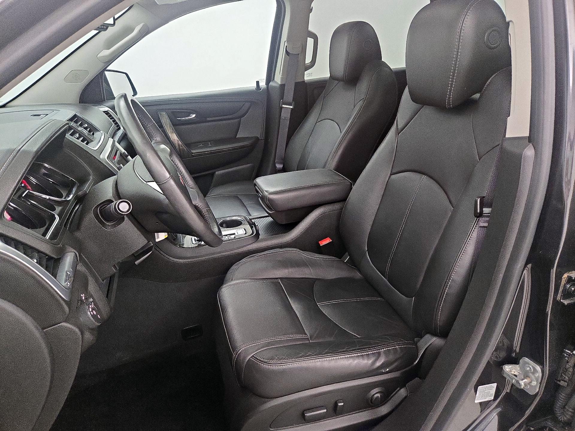 Thumbnail: 2015 GMC Acadia - 11