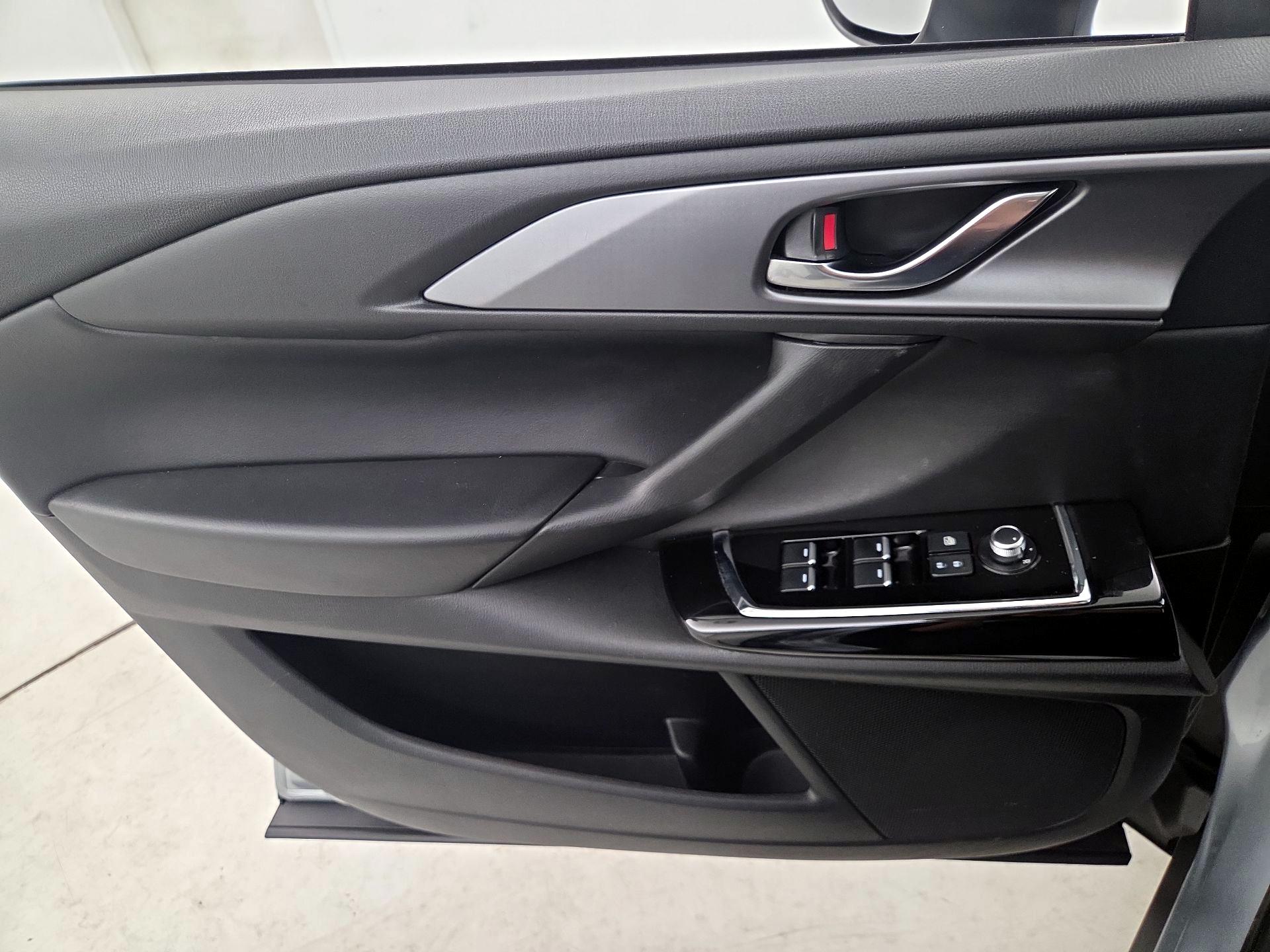 Thumbnail: 2023 Mazda CX-9 - 12