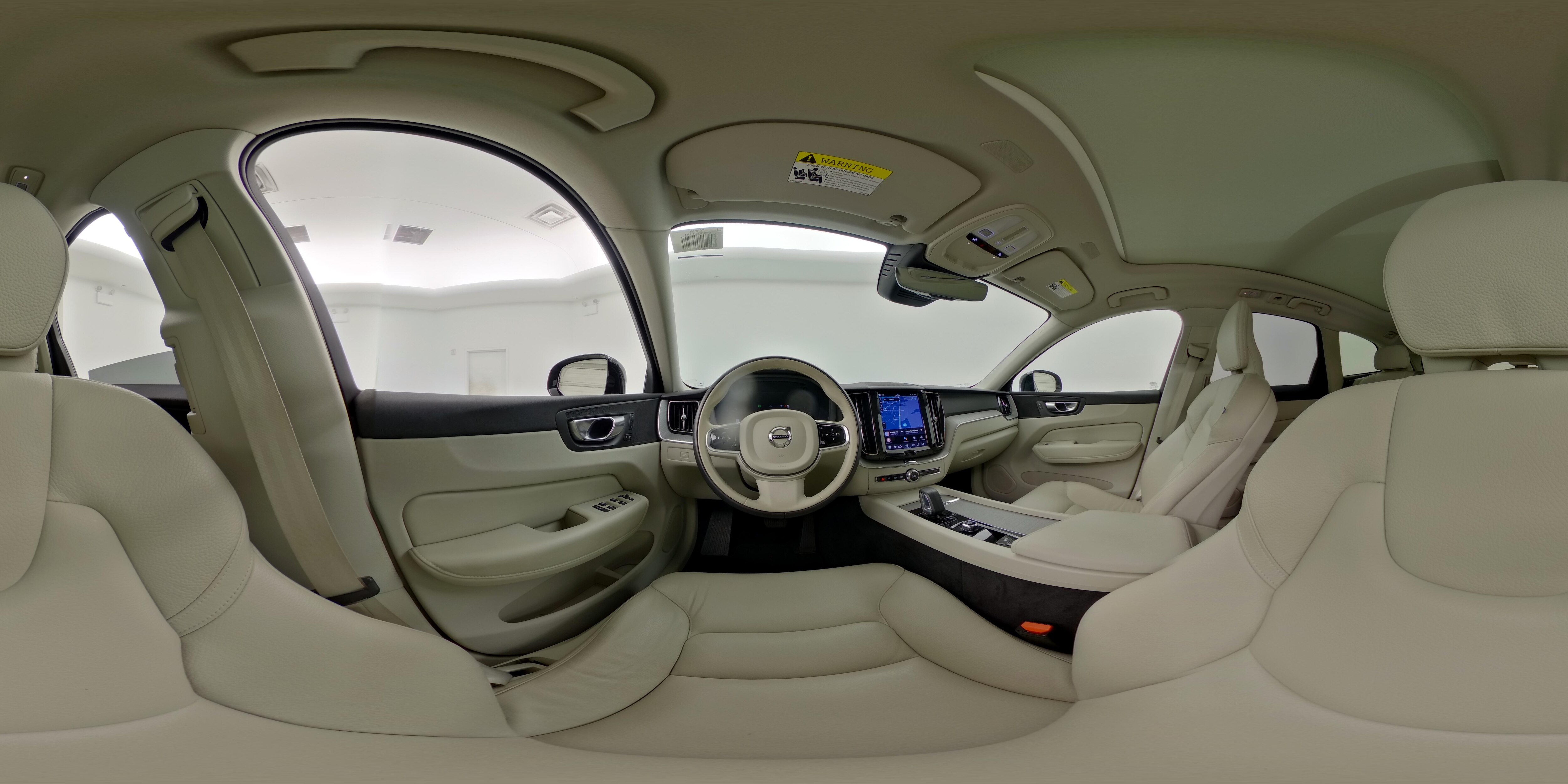 2025 Volvo XC60 Plus - Photo 28