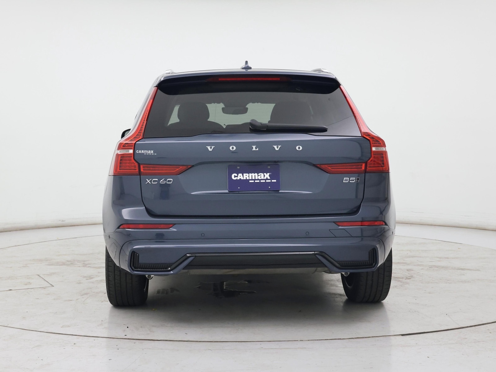 2025 Volvo XC60 Plus - Photo 7