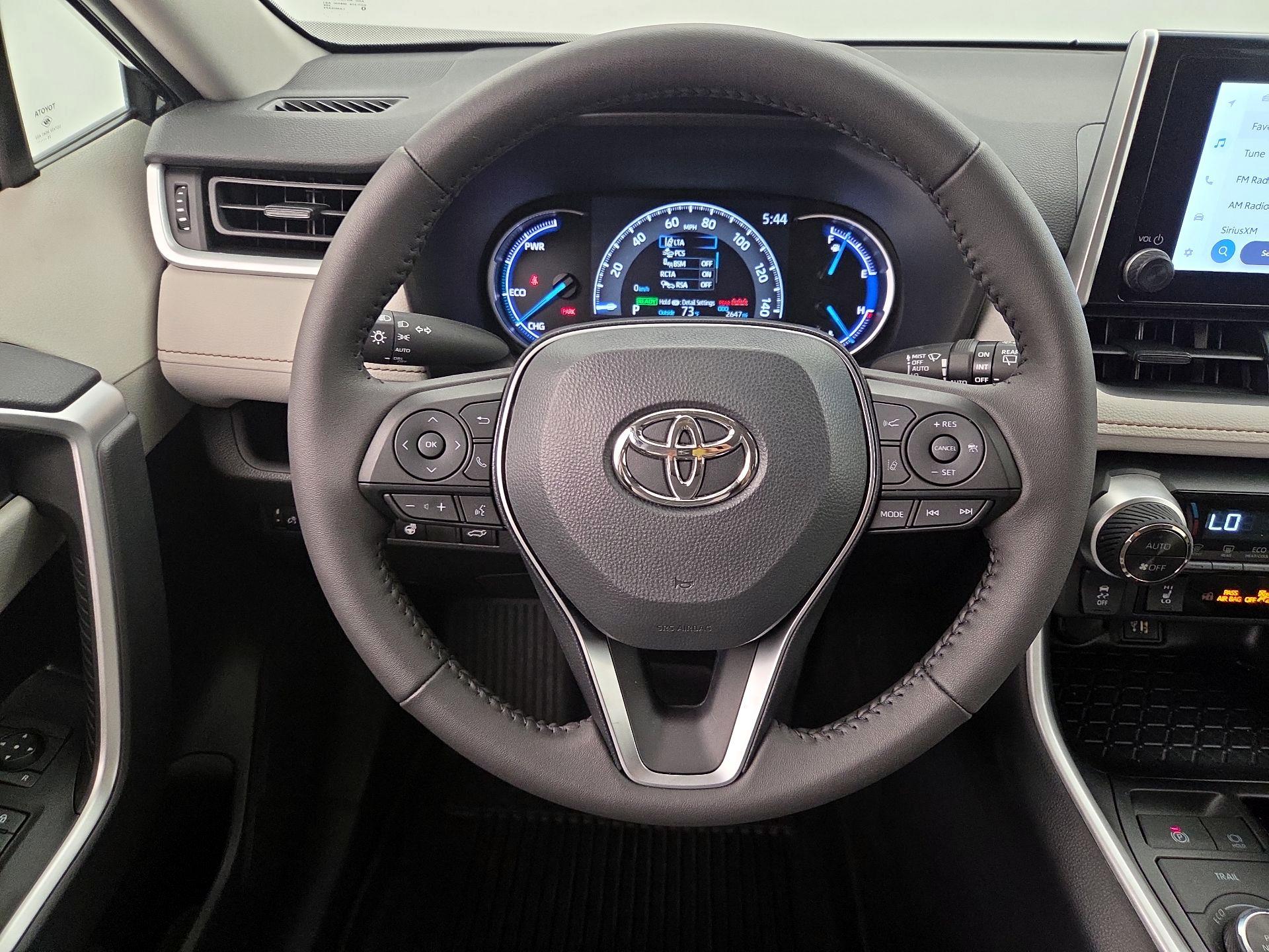 Thumbnail: 2025 Toyota RAV4 - 10