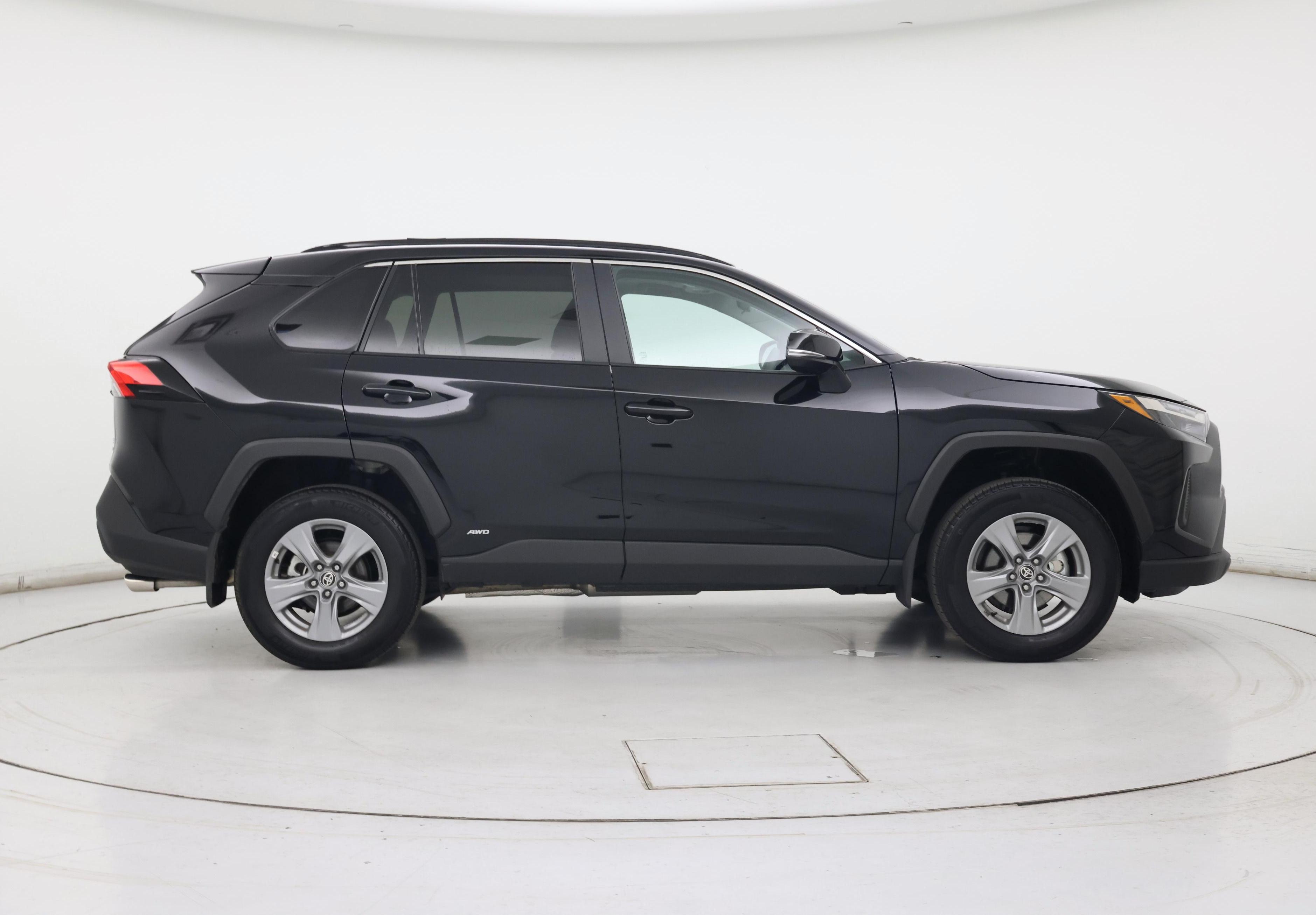 Thumbnail: 2025 Toyota RAV4 - 7