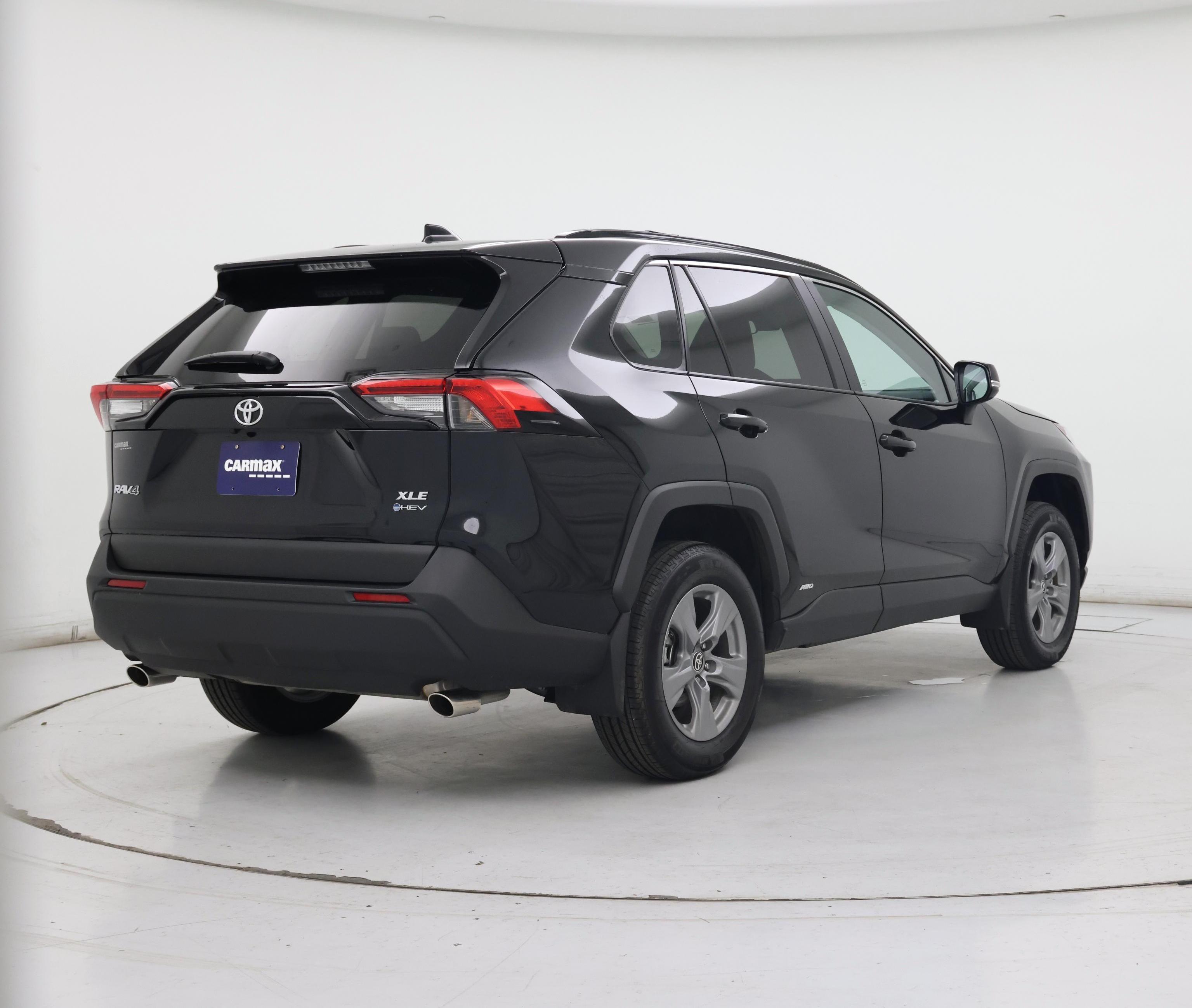 Thumbnail: 2025 Toyota RAV4 - 8