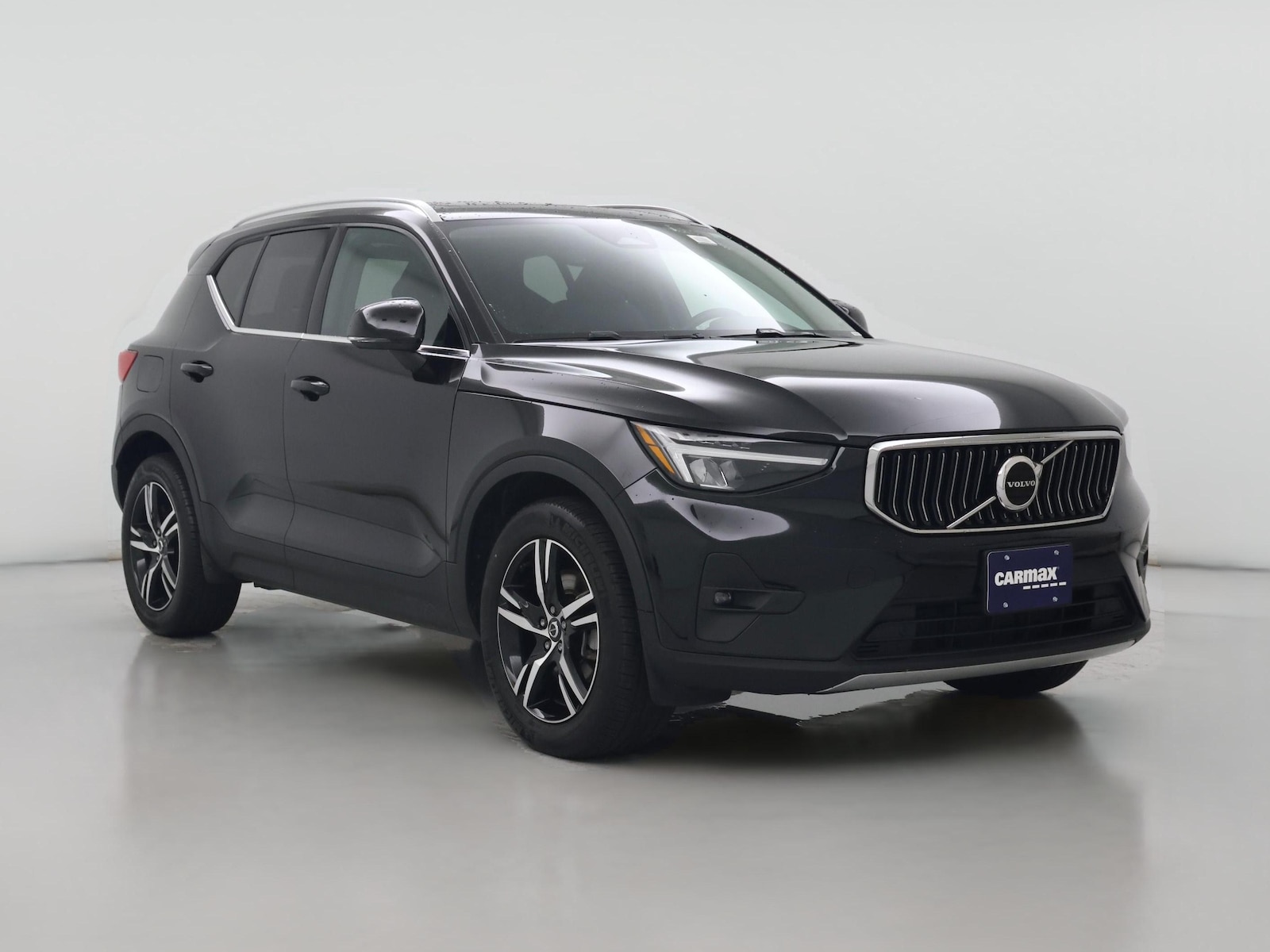 2023 Volvo XC40