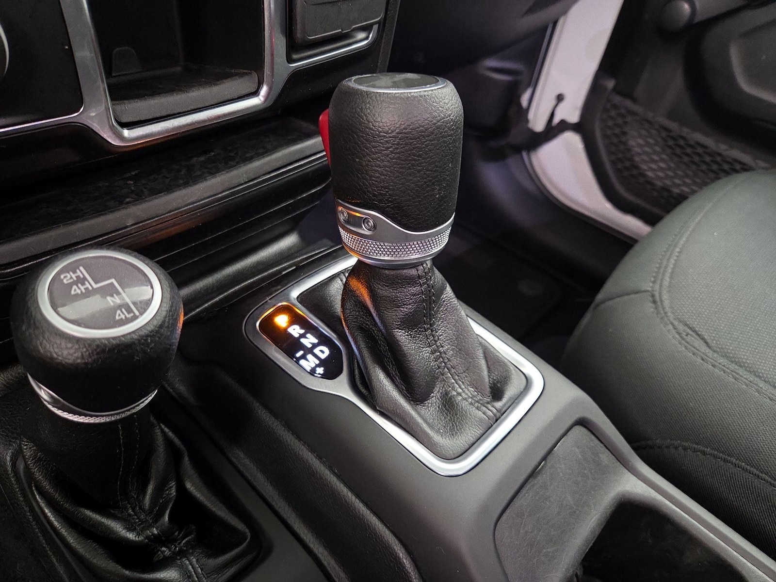 2022 Jeep Wrangler Unlimited Sport - Photo 18